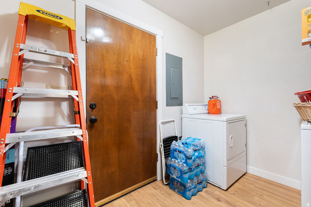 main property photo 32