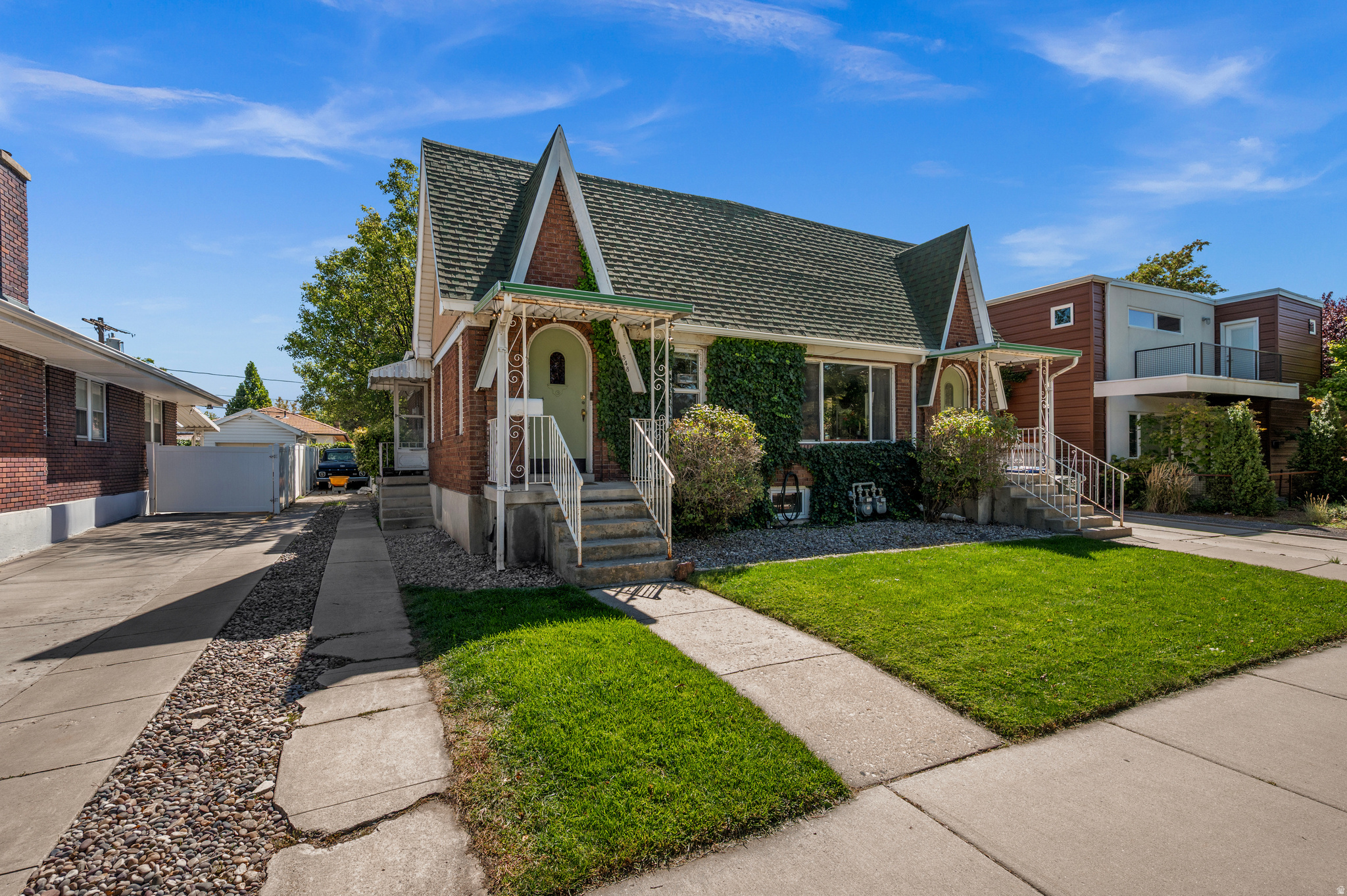 main property photo 1