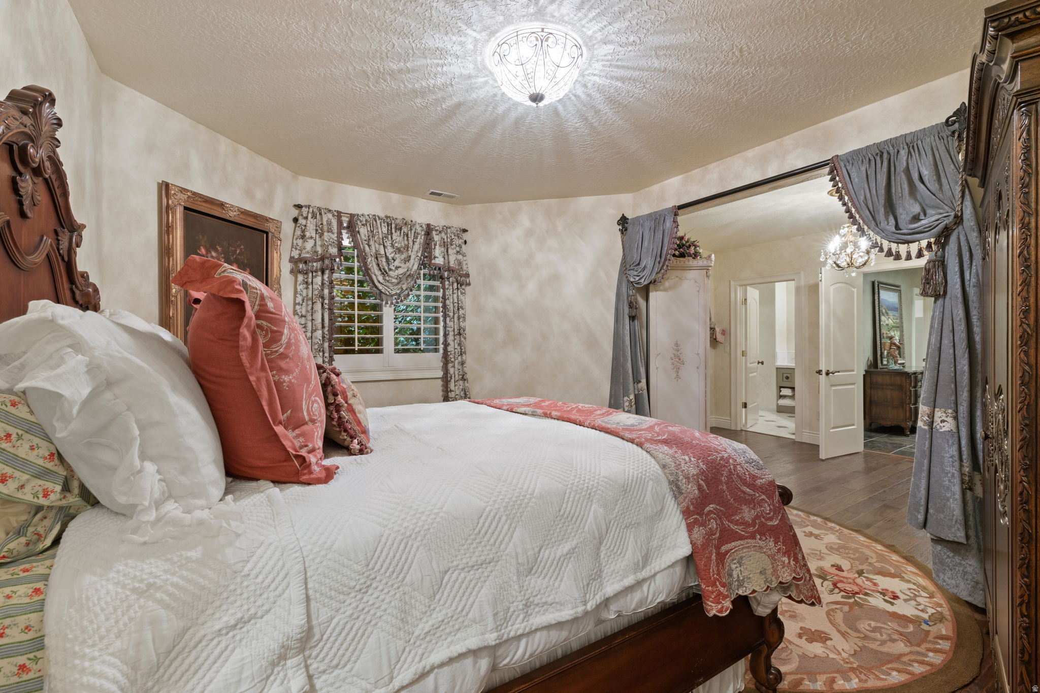 main property photo 60