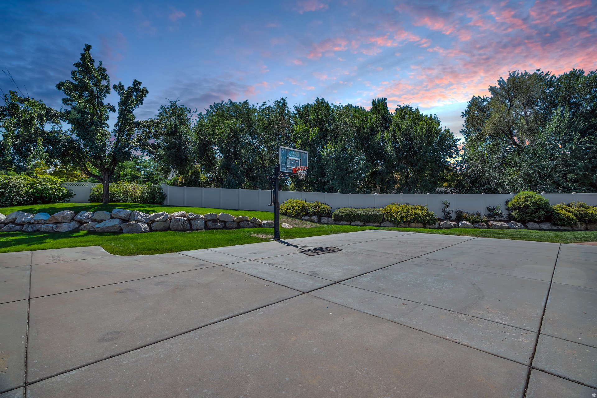 main property photo 68
