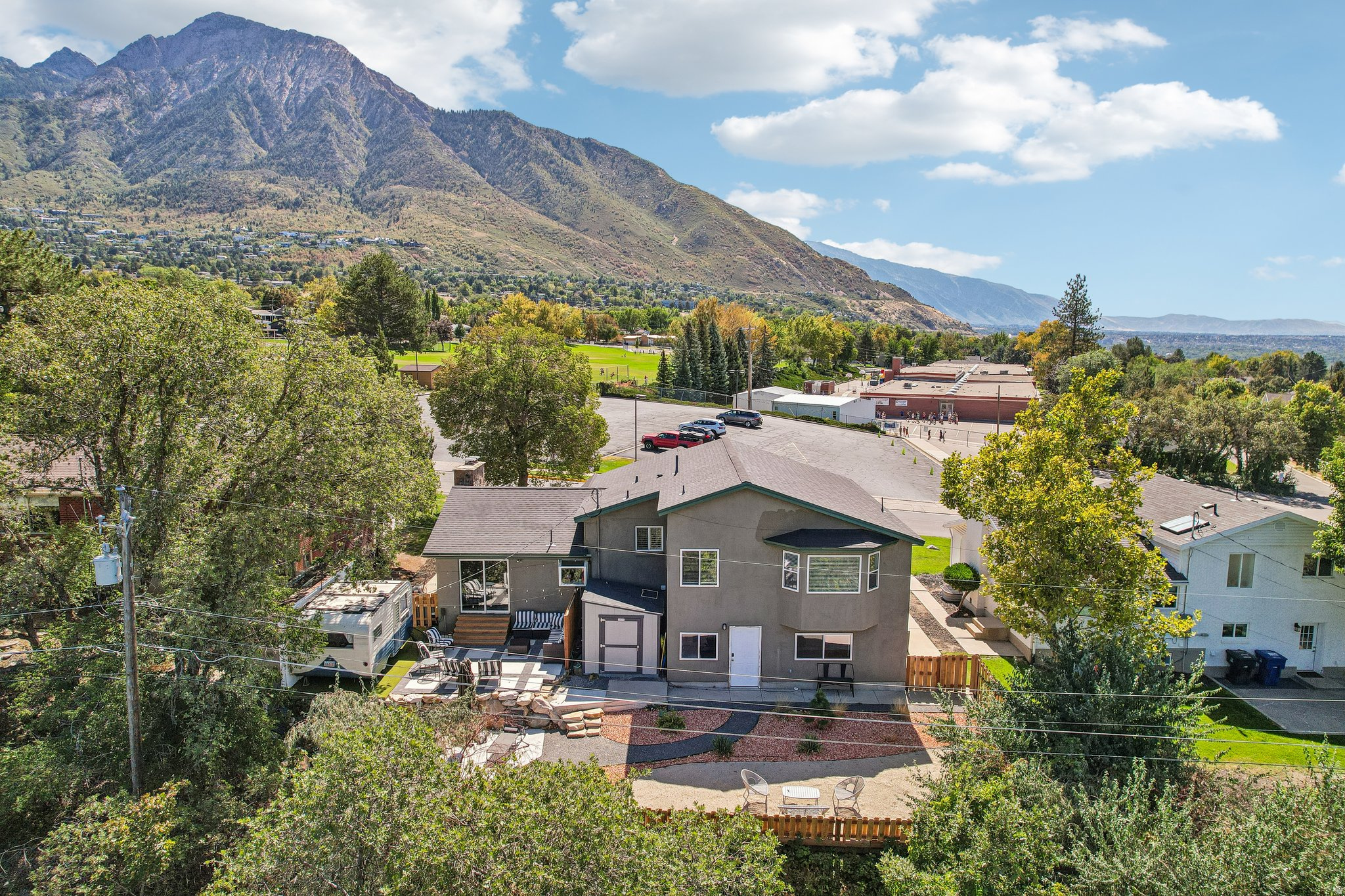 main property photo 41