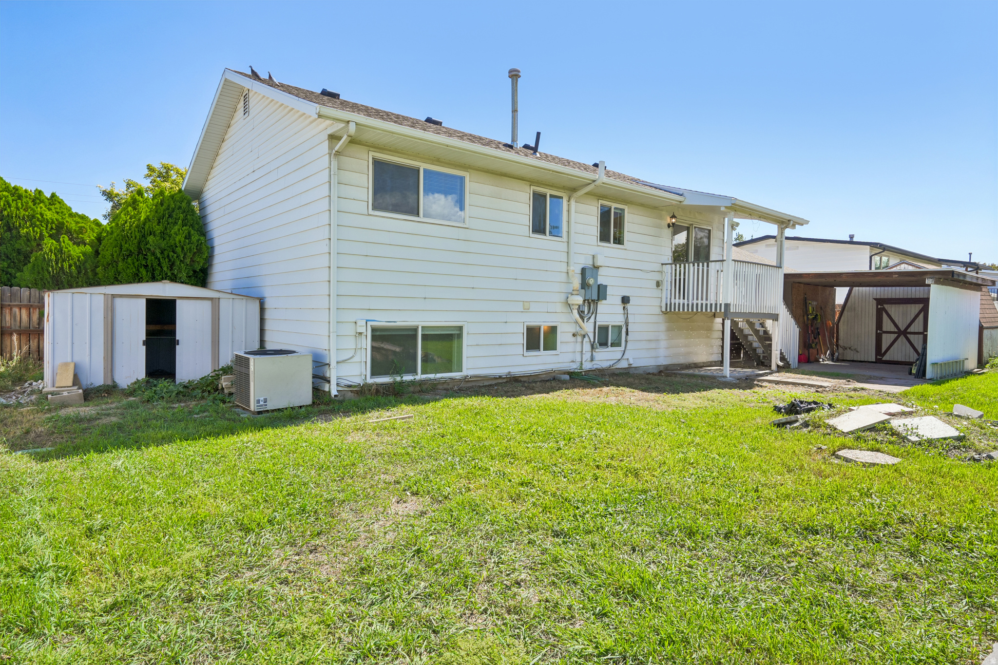 main property photo 32