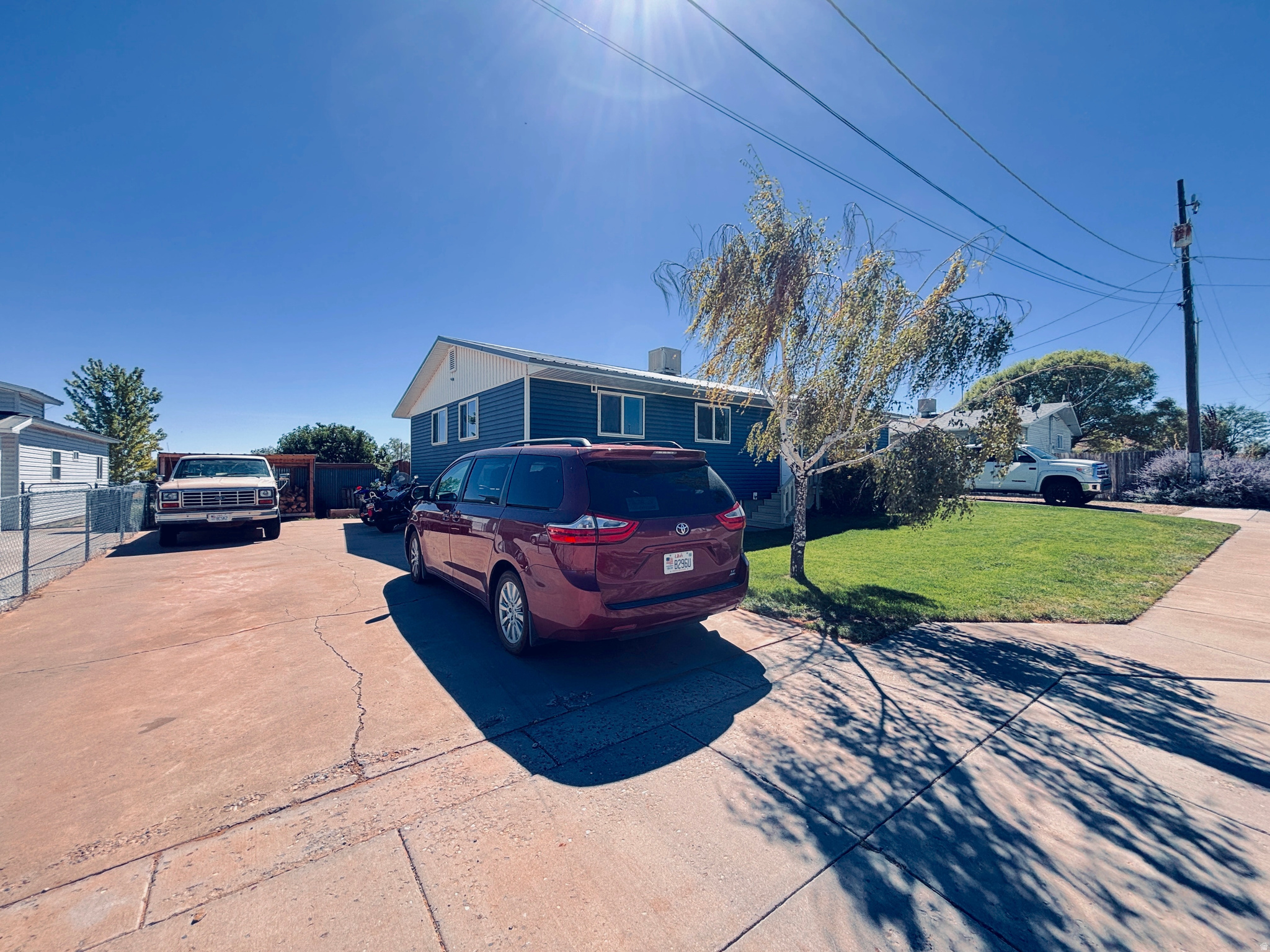 main property photo 31