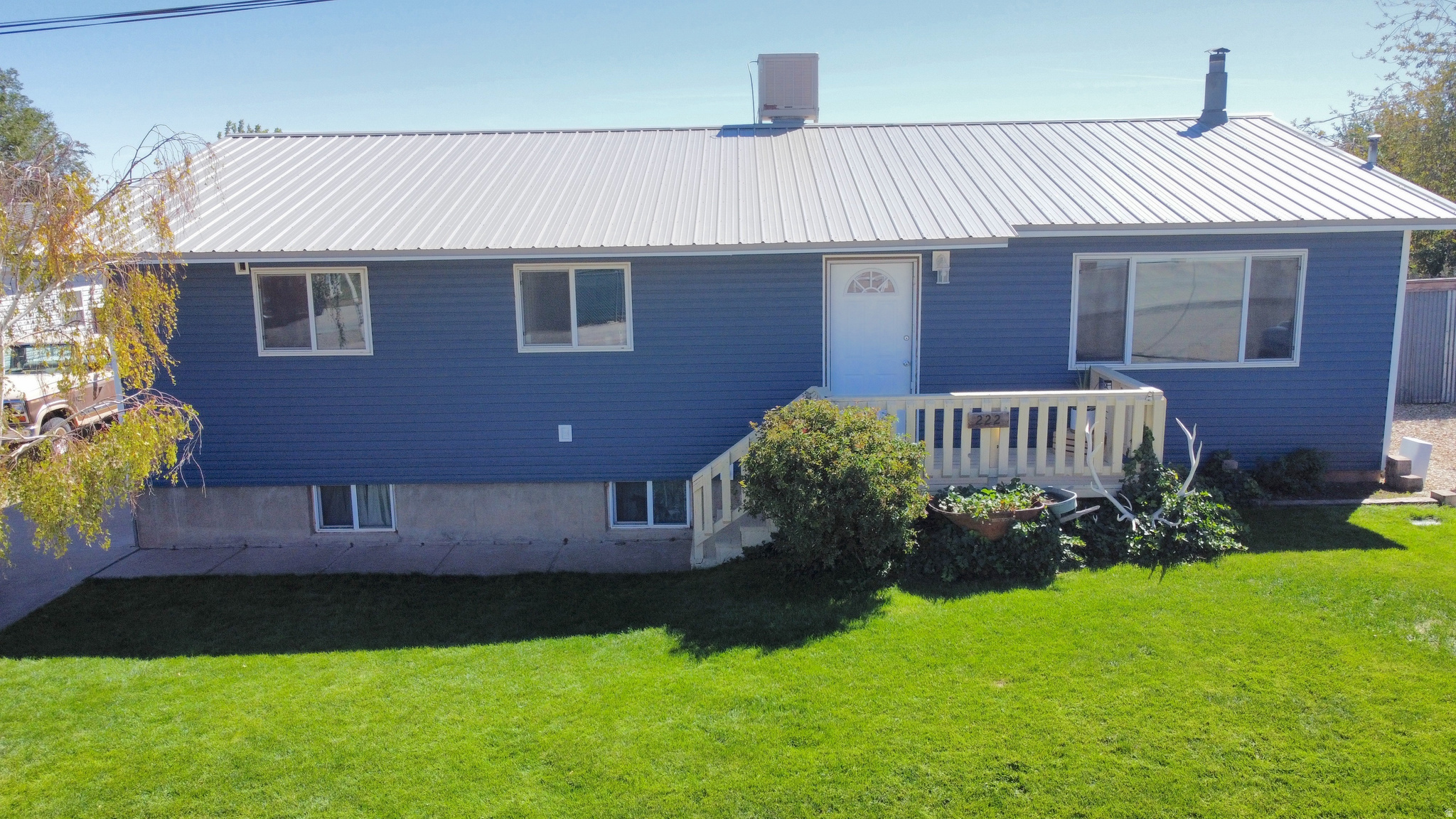 main property photo 37