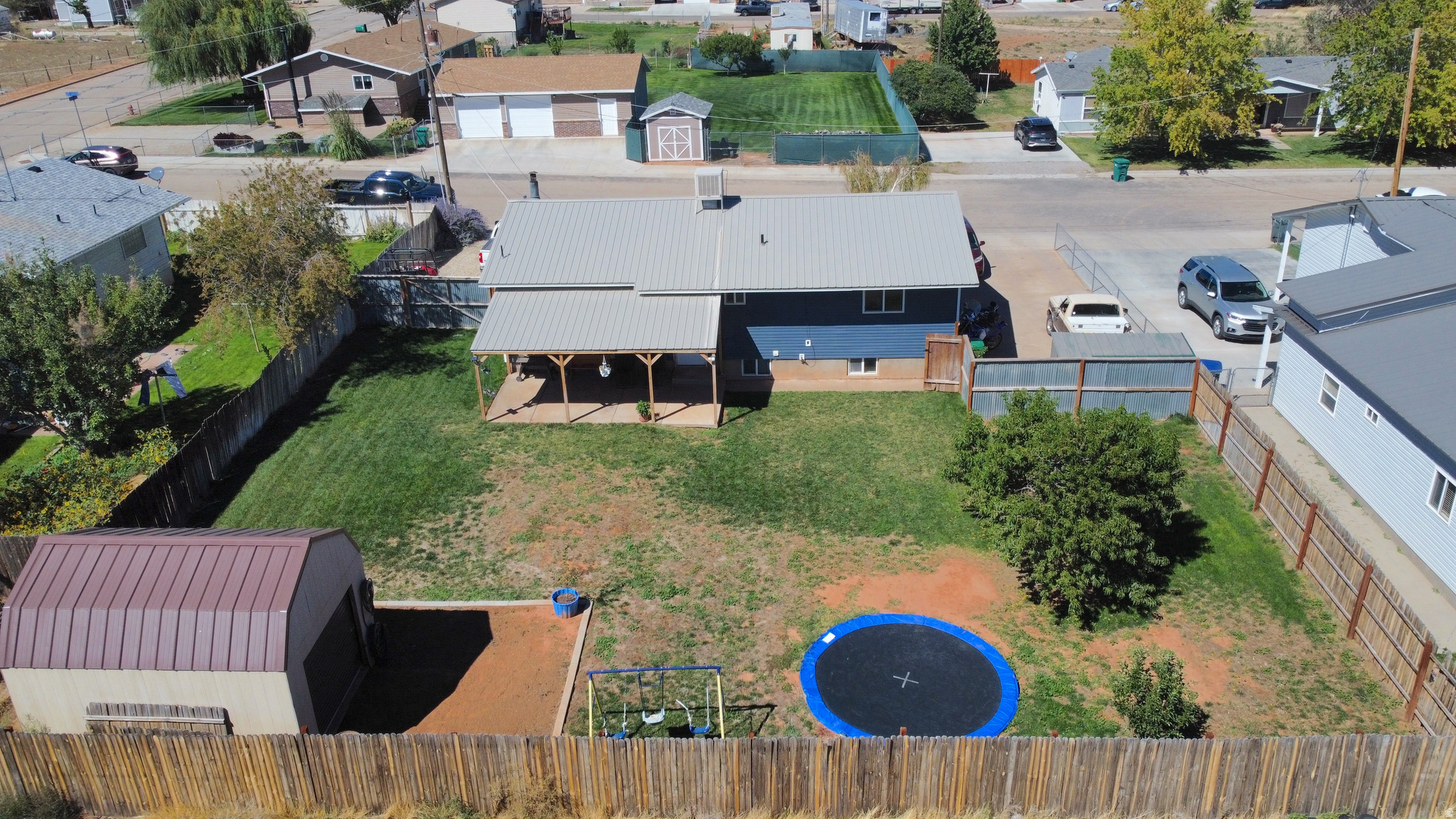 main property photo 41