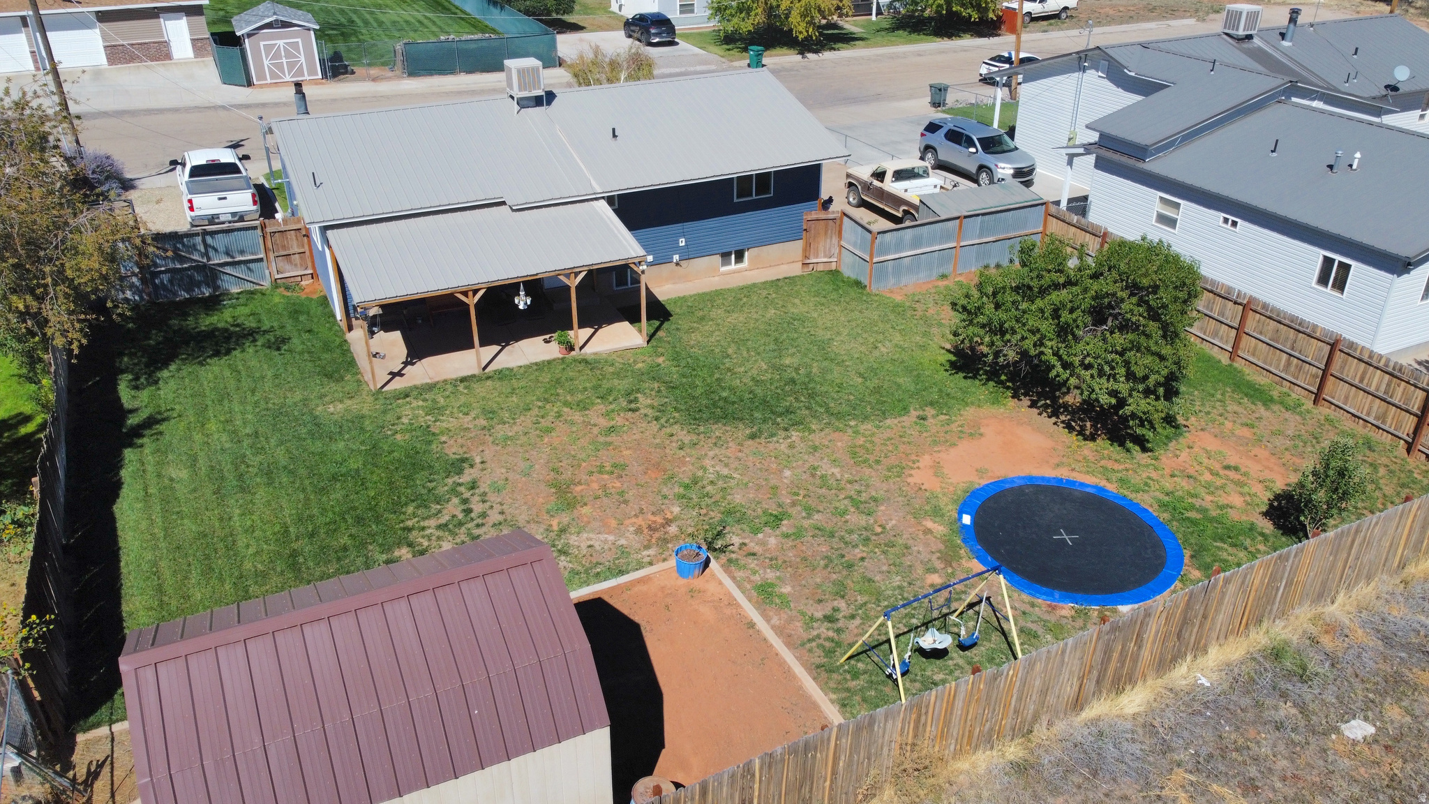 main property photo 43