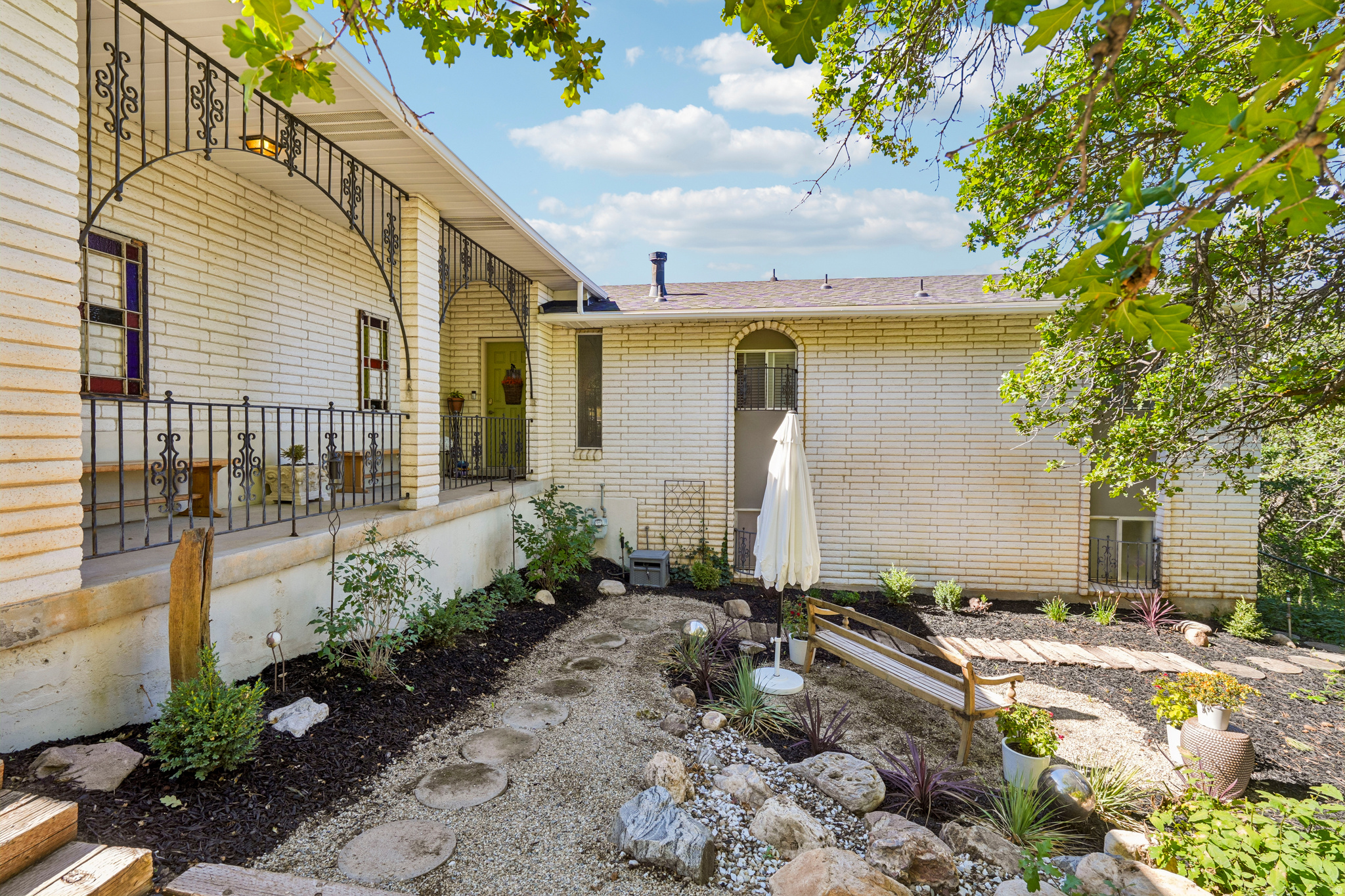 main property photo 47