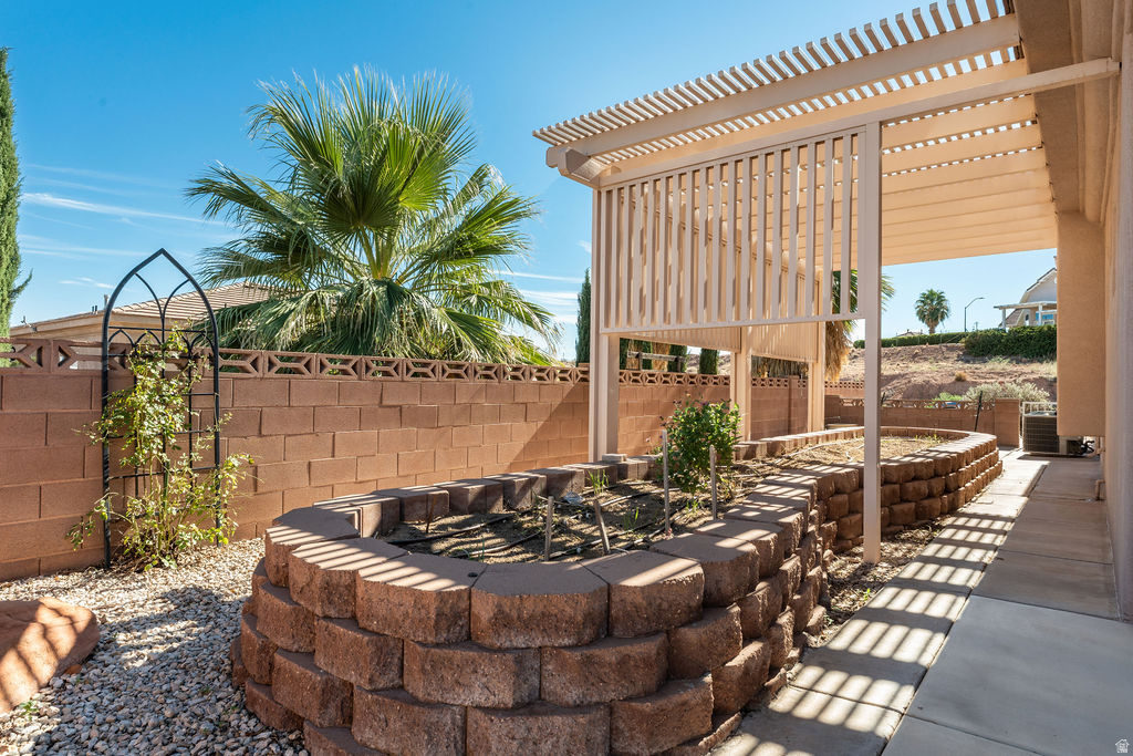main property photo 33