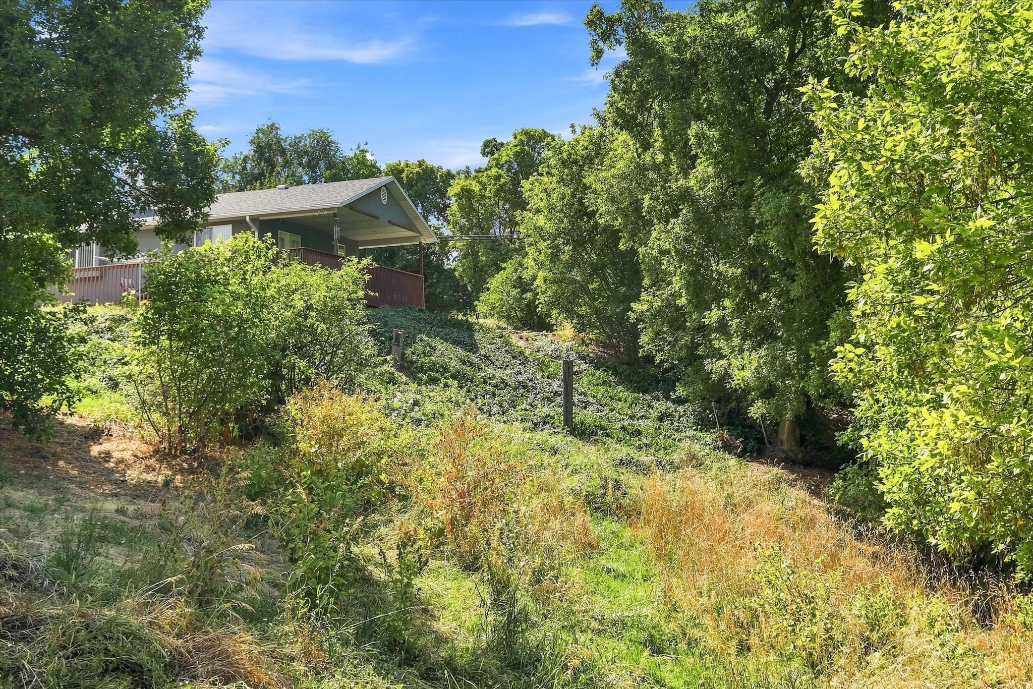 main property photo 74