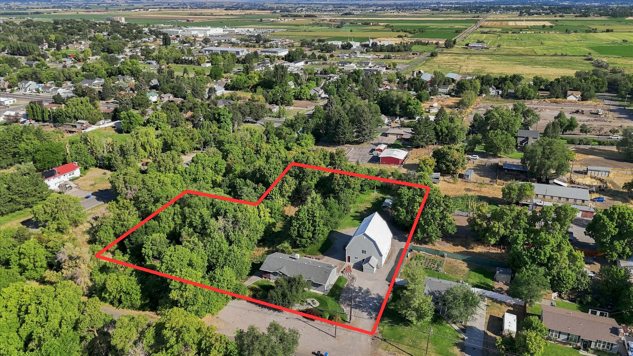 main property photo 83