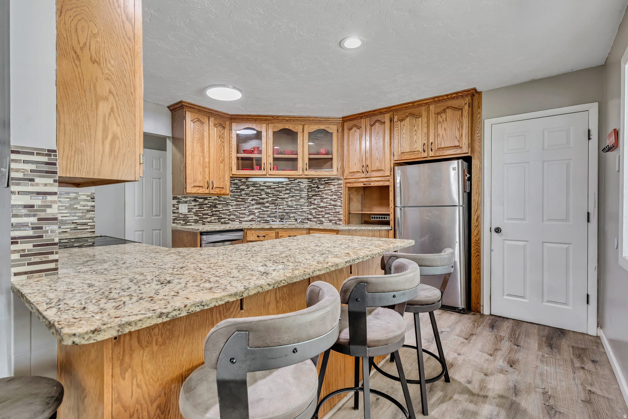 main property photo 4