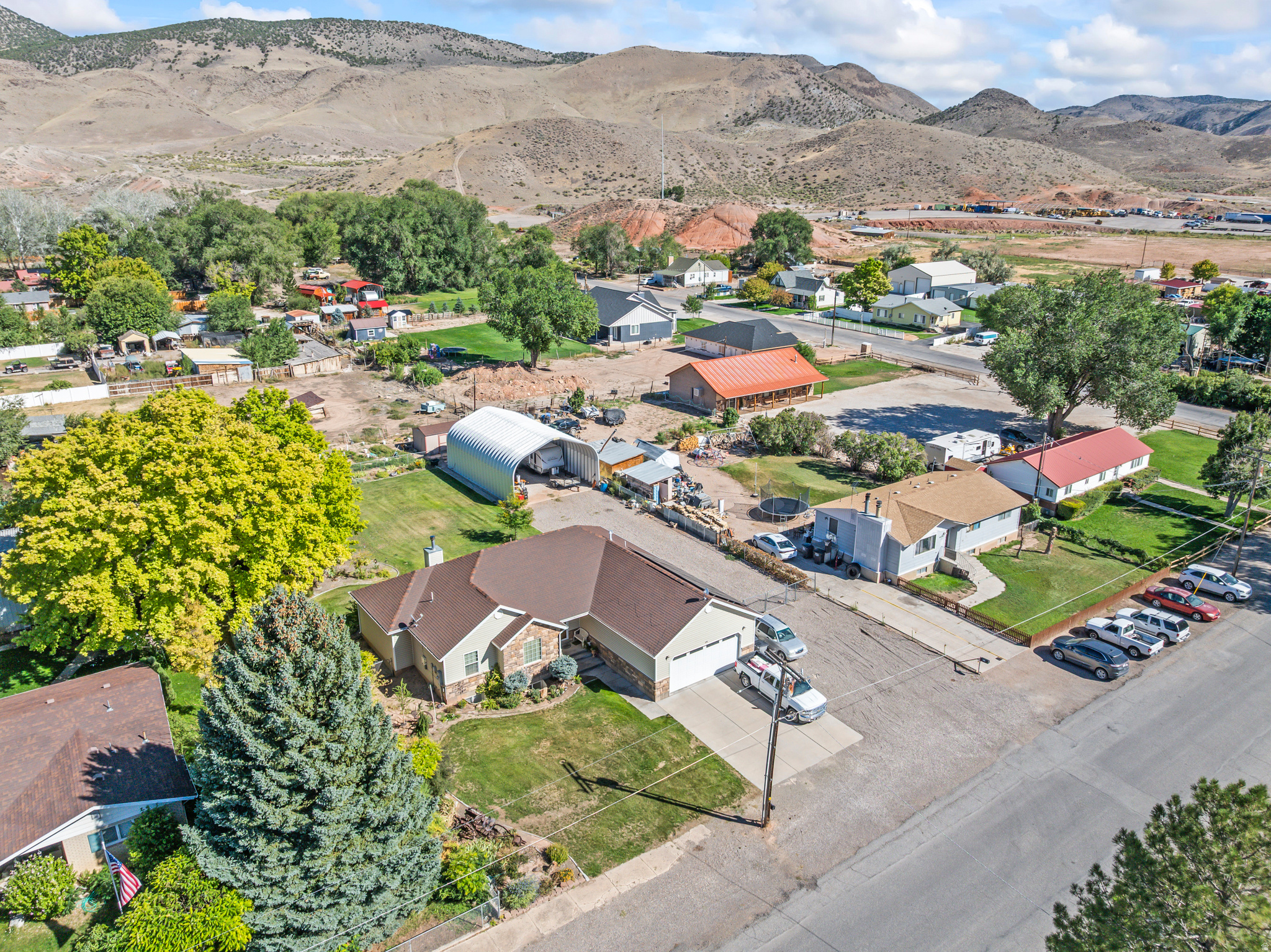 main property photo 60