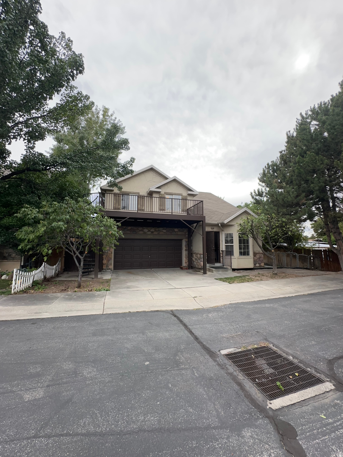 main property photo 50