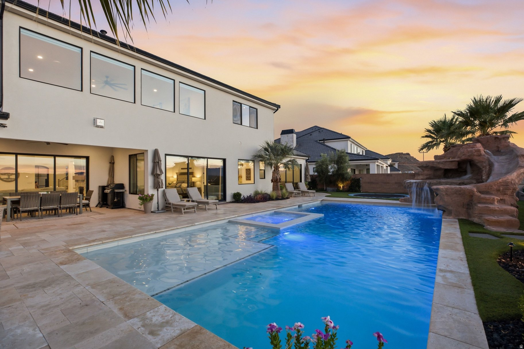 main property photo 79