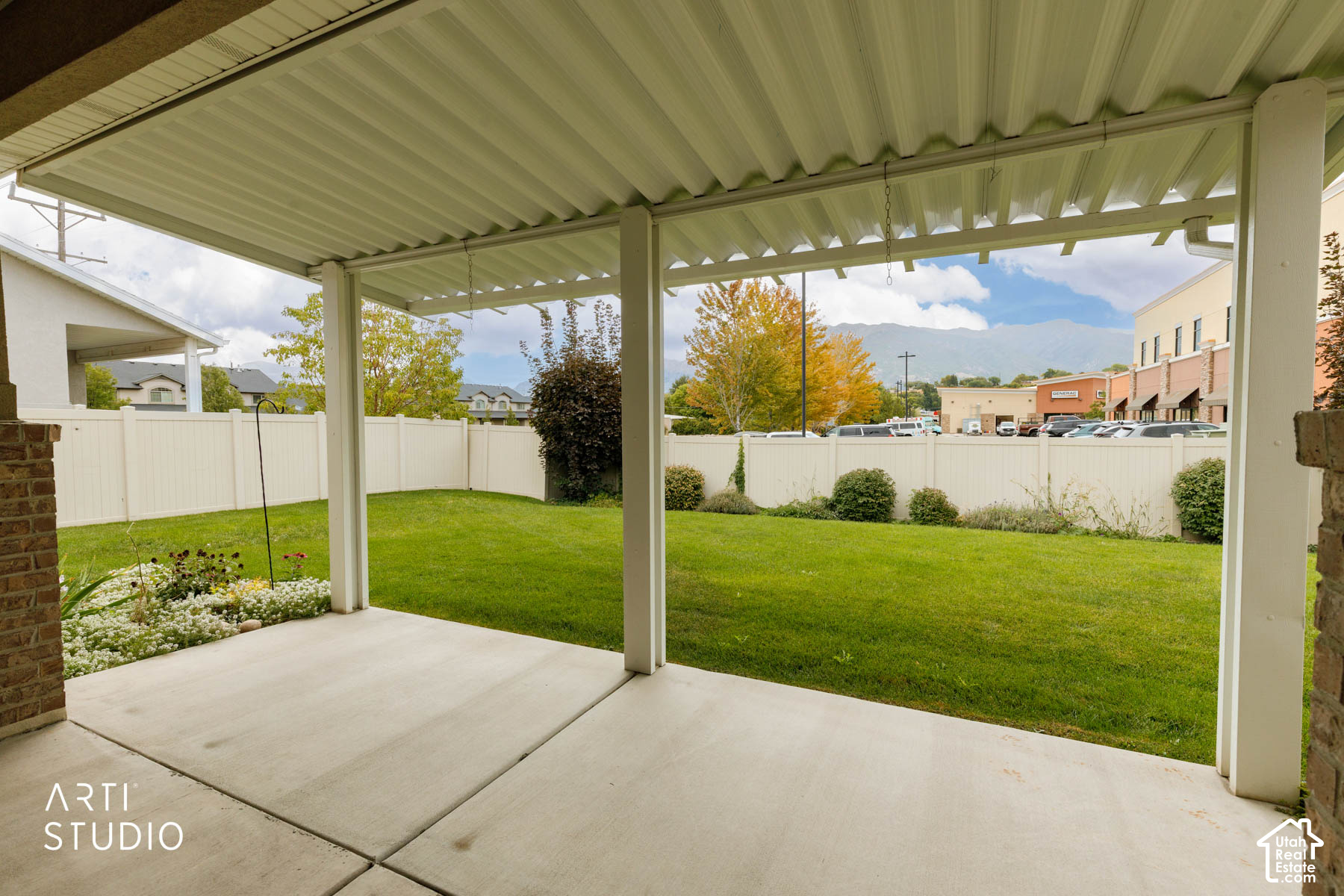 main property photo 26