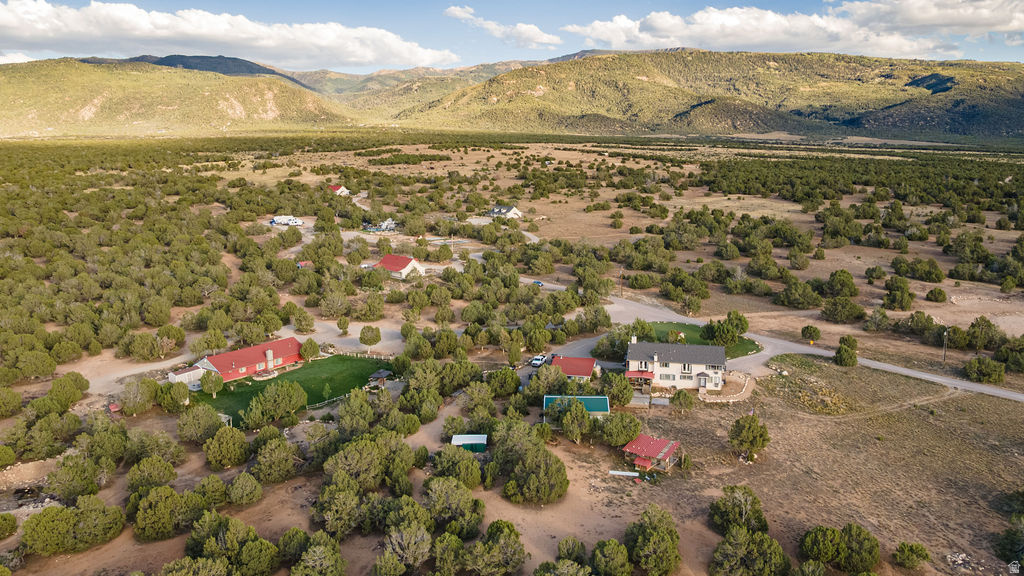 main property photo 78
