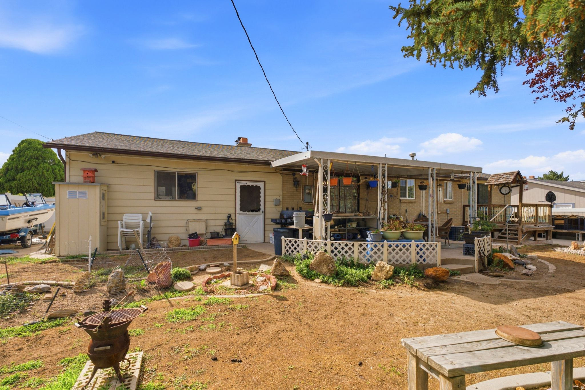main property photo 24