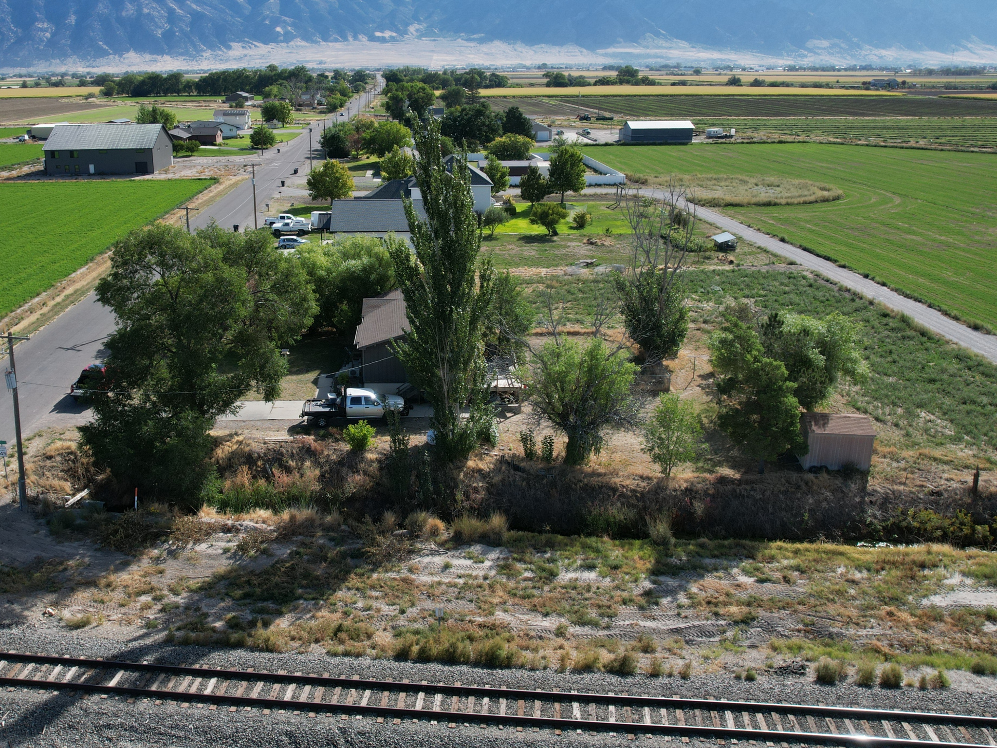 main property photo 8