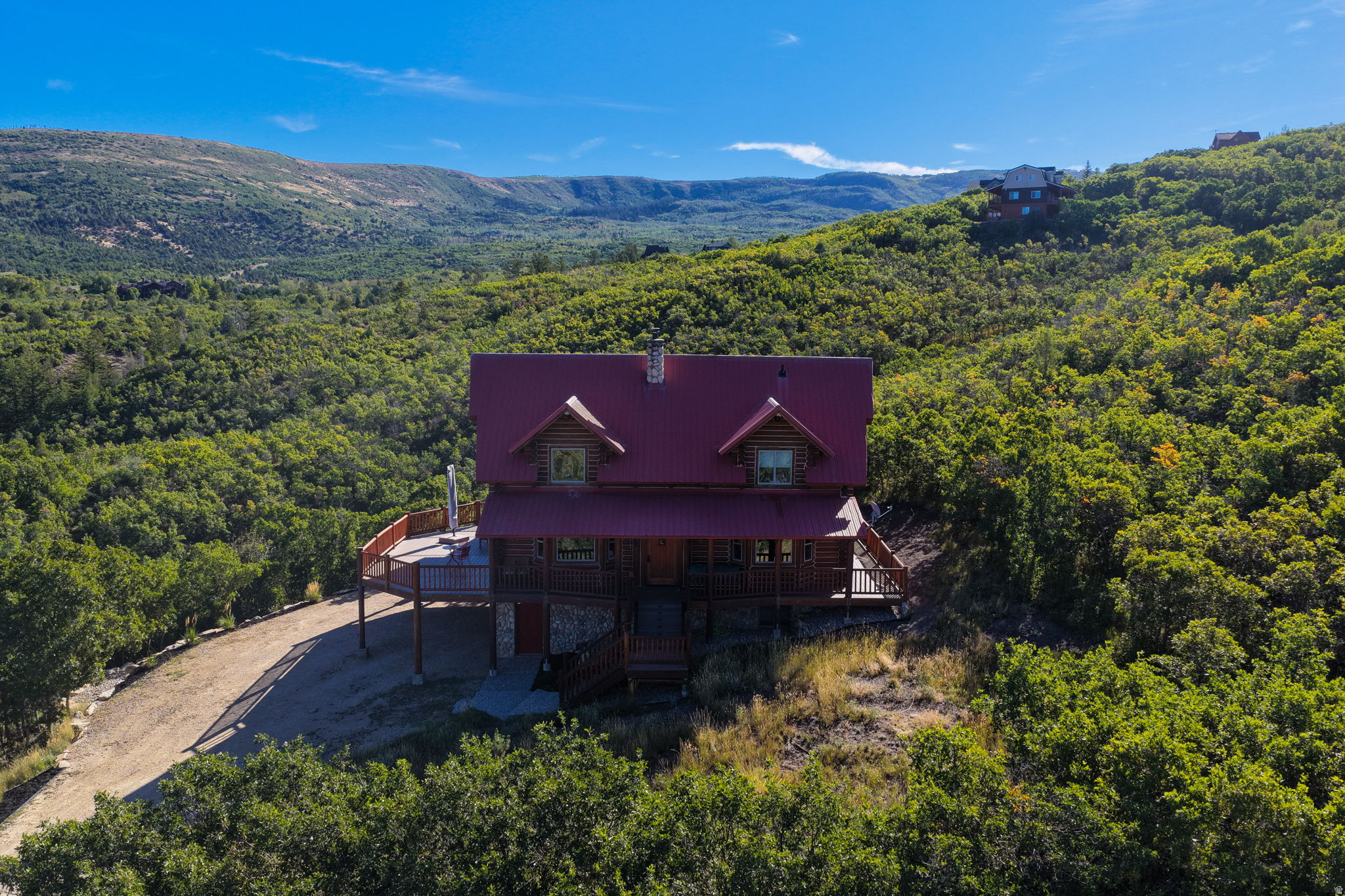 main property photo 2