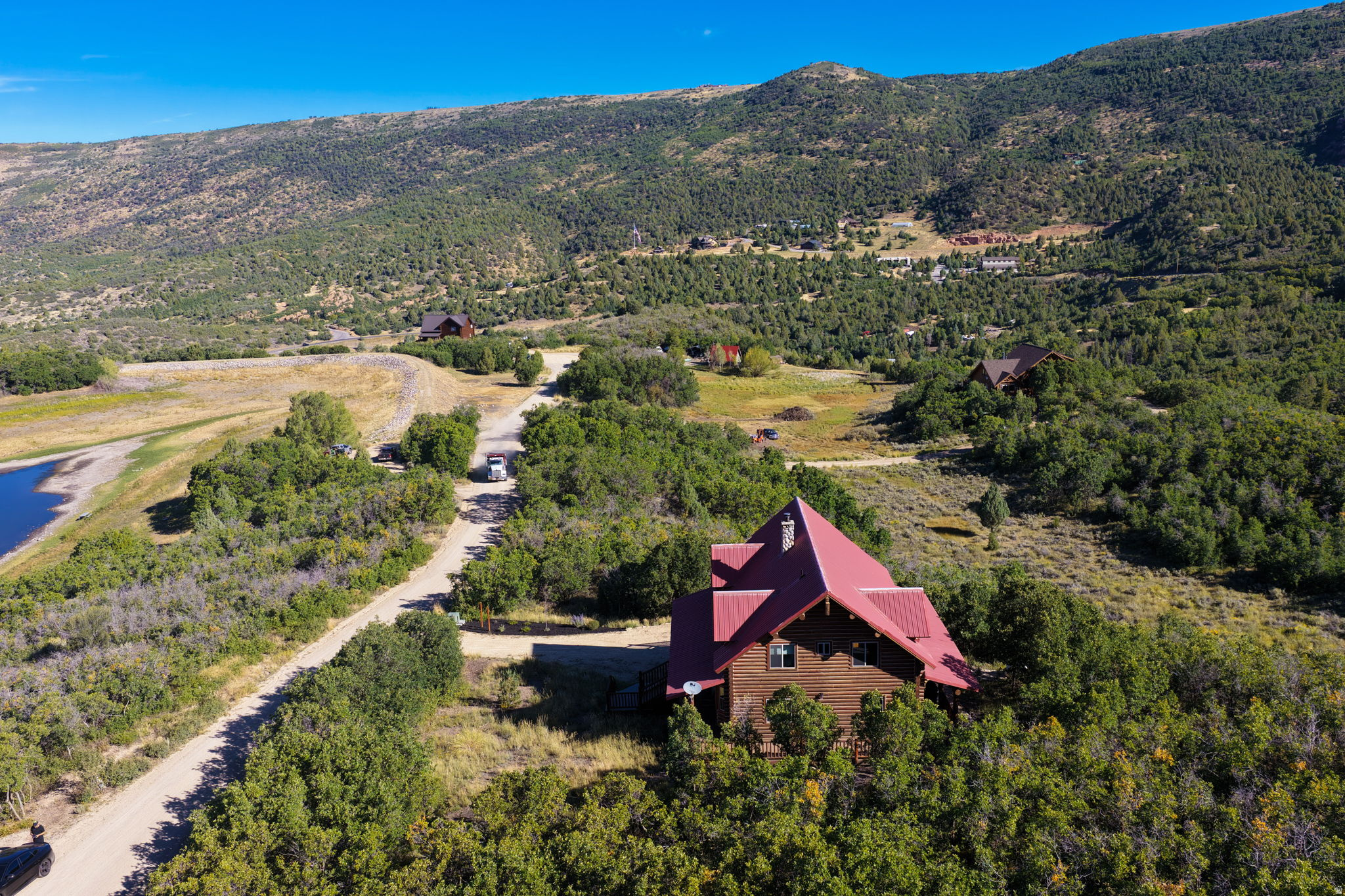 main property photo 34