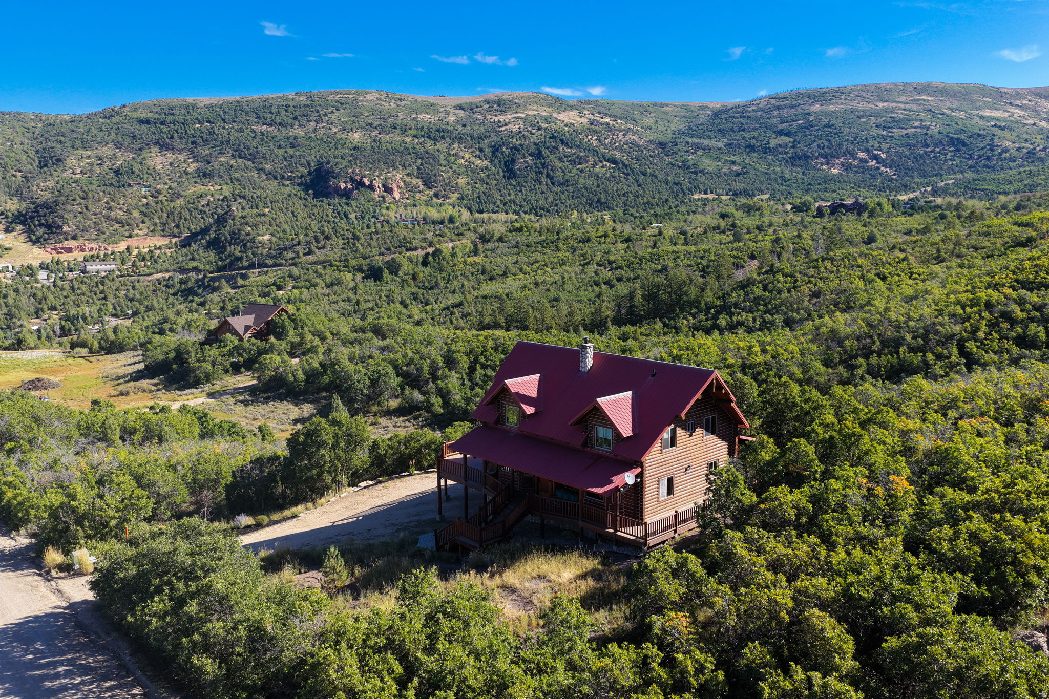 main property photo 35