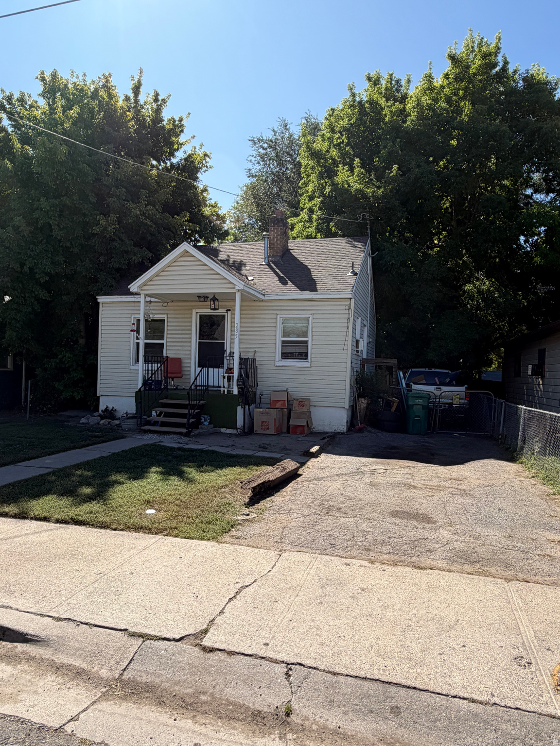 main property photo 11