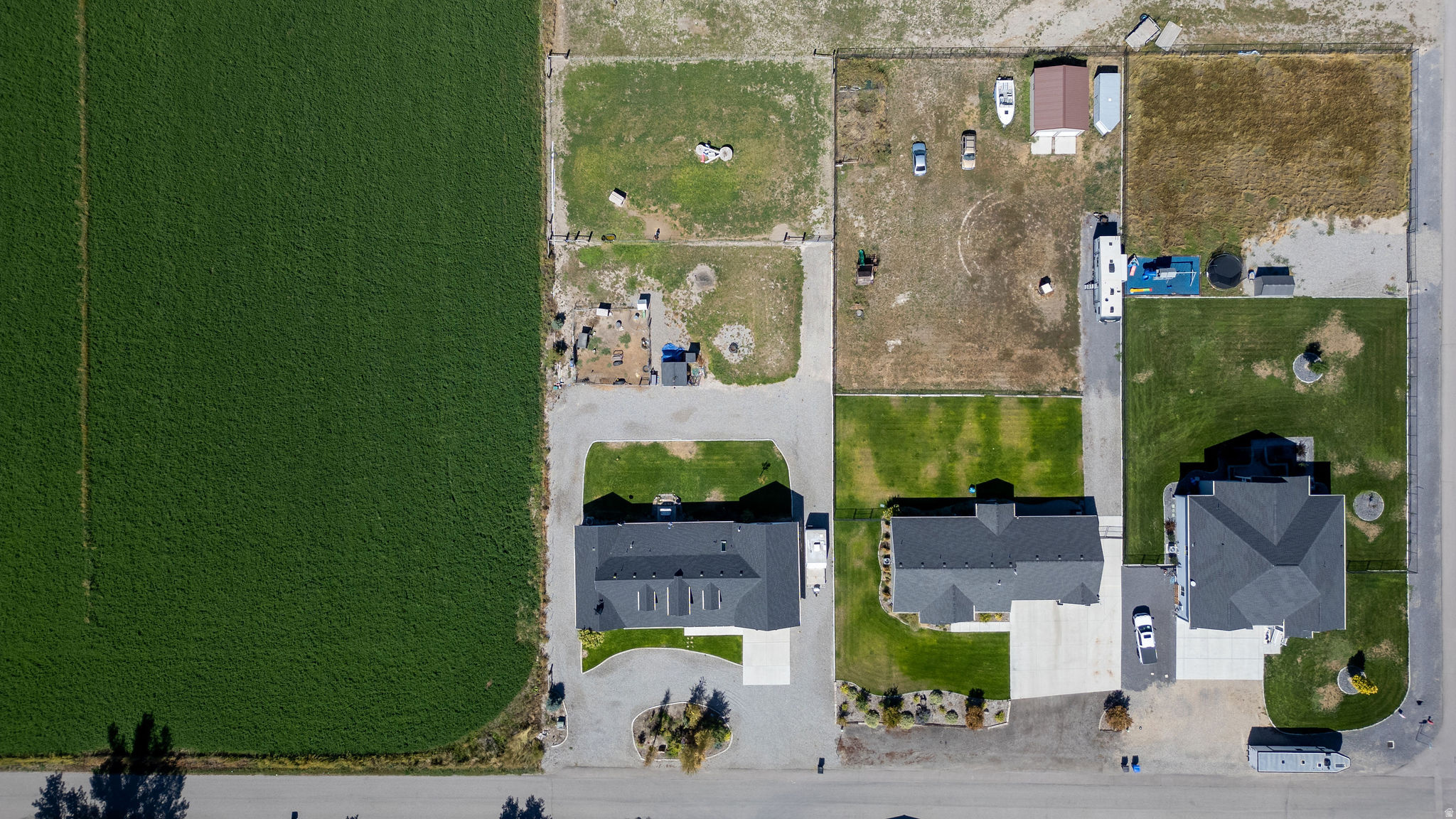 main property photo 42