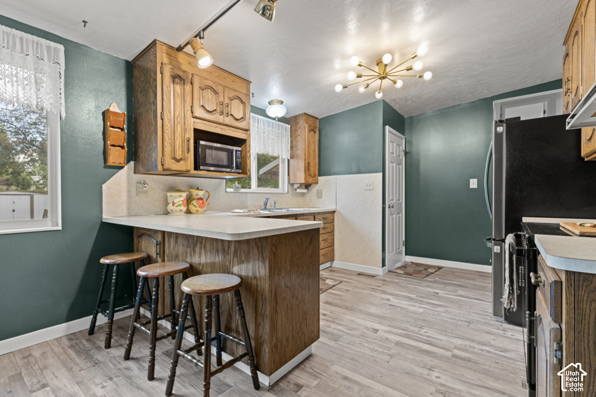 main property photo 9