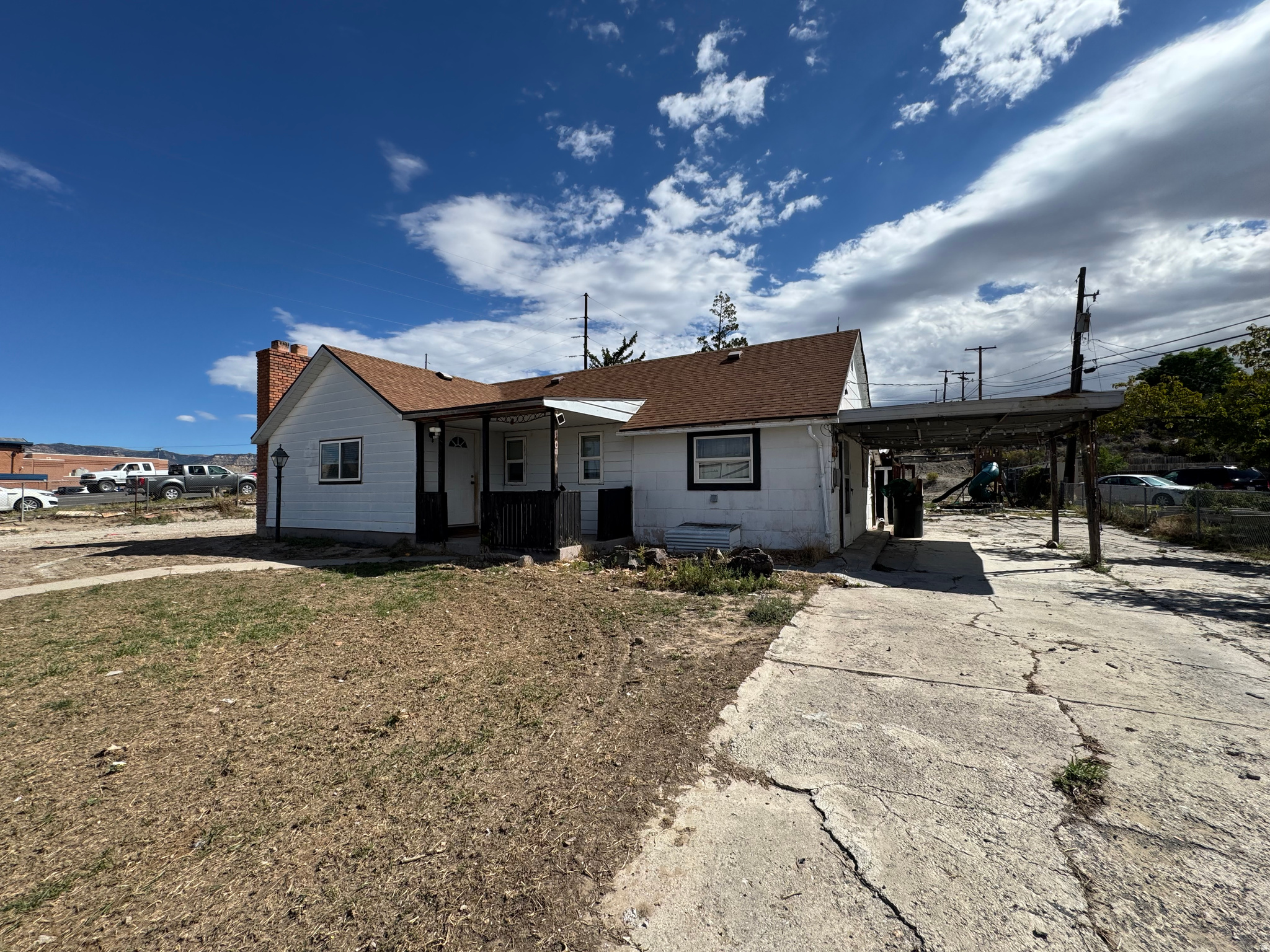 main property photo 25