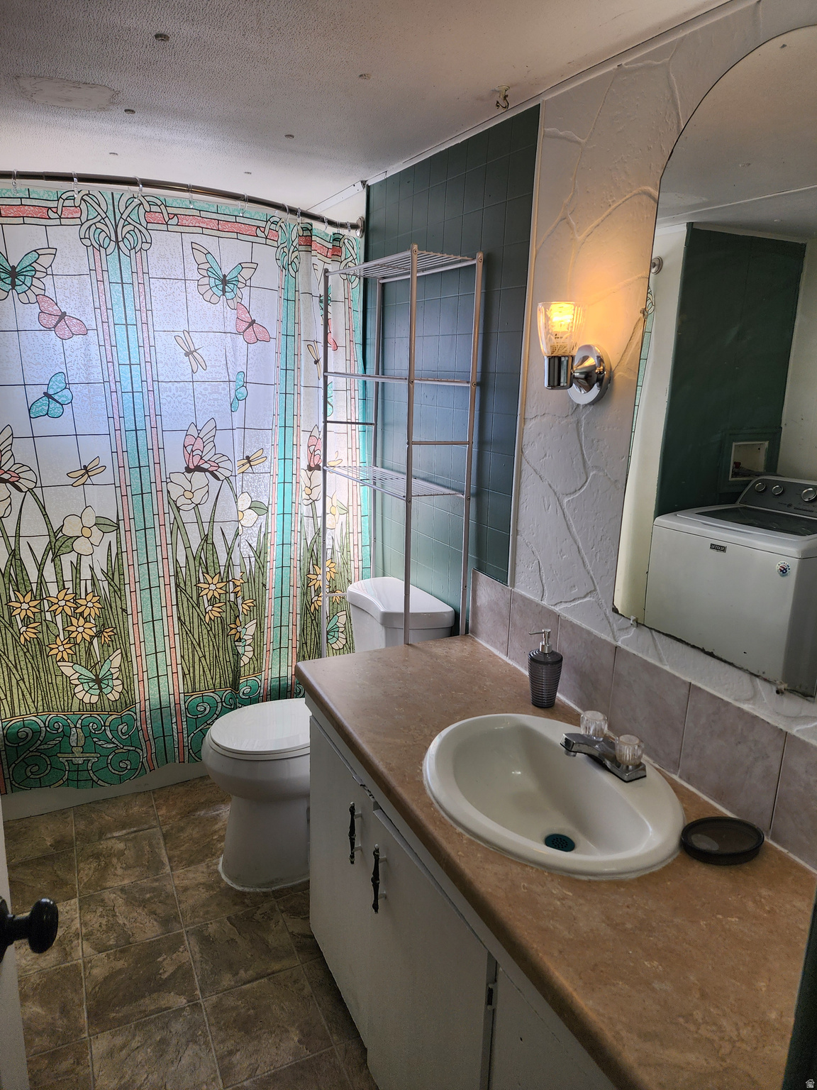 main property photo 8