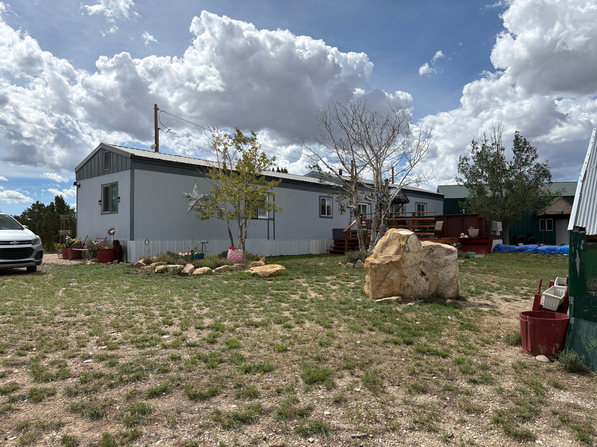 main property photo 37