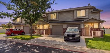 image of property with 3 Bed | 2 Bath | 1,123 Sqft