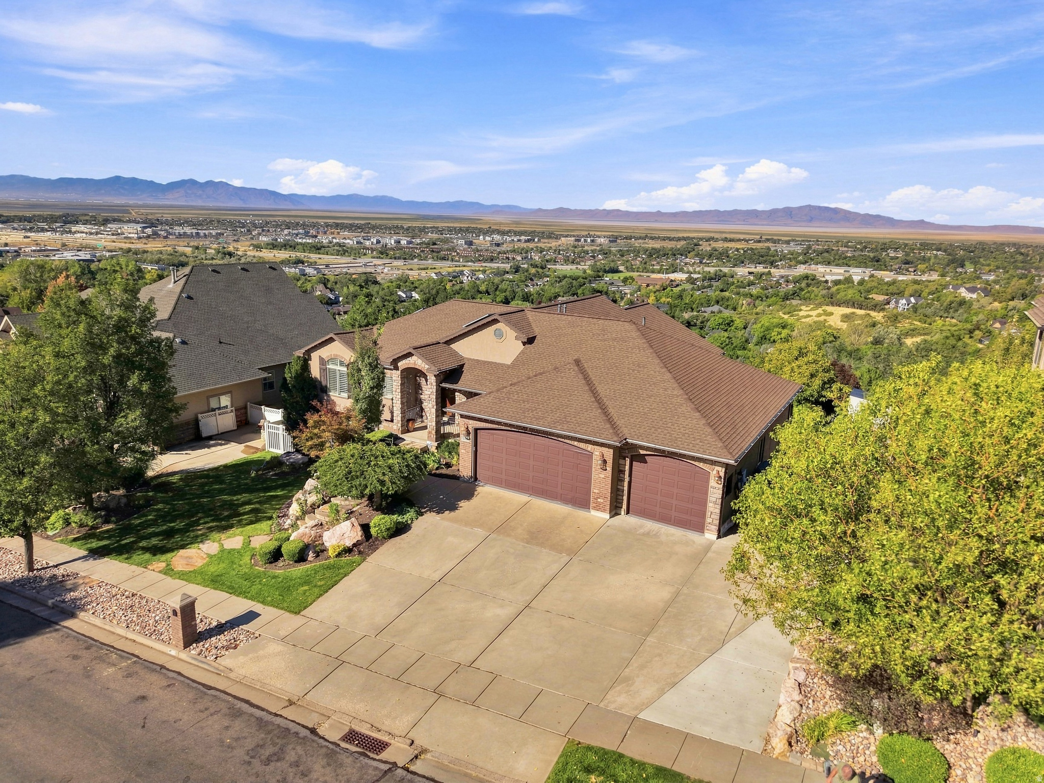 main property photo 60