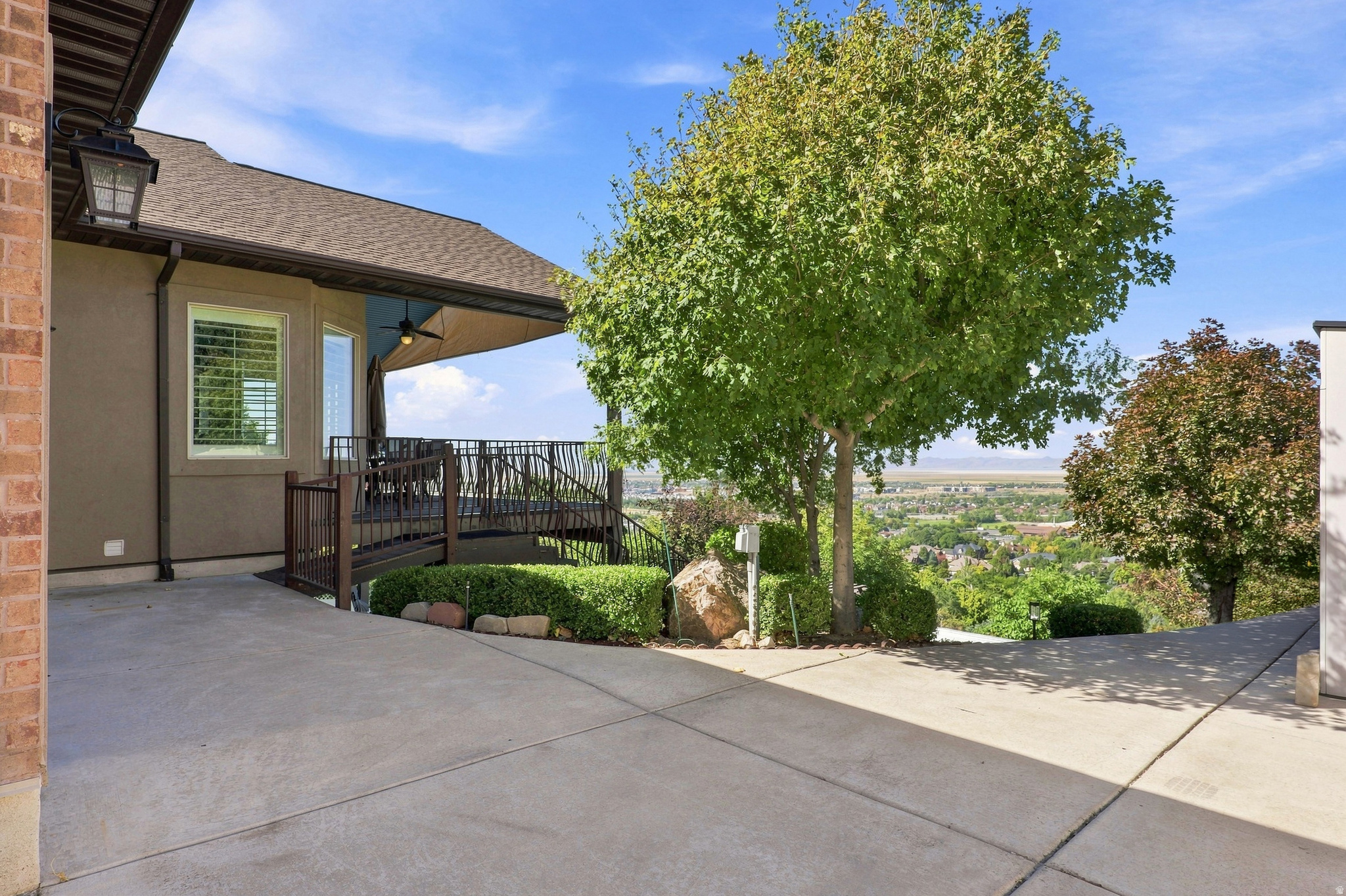 main property photo 66