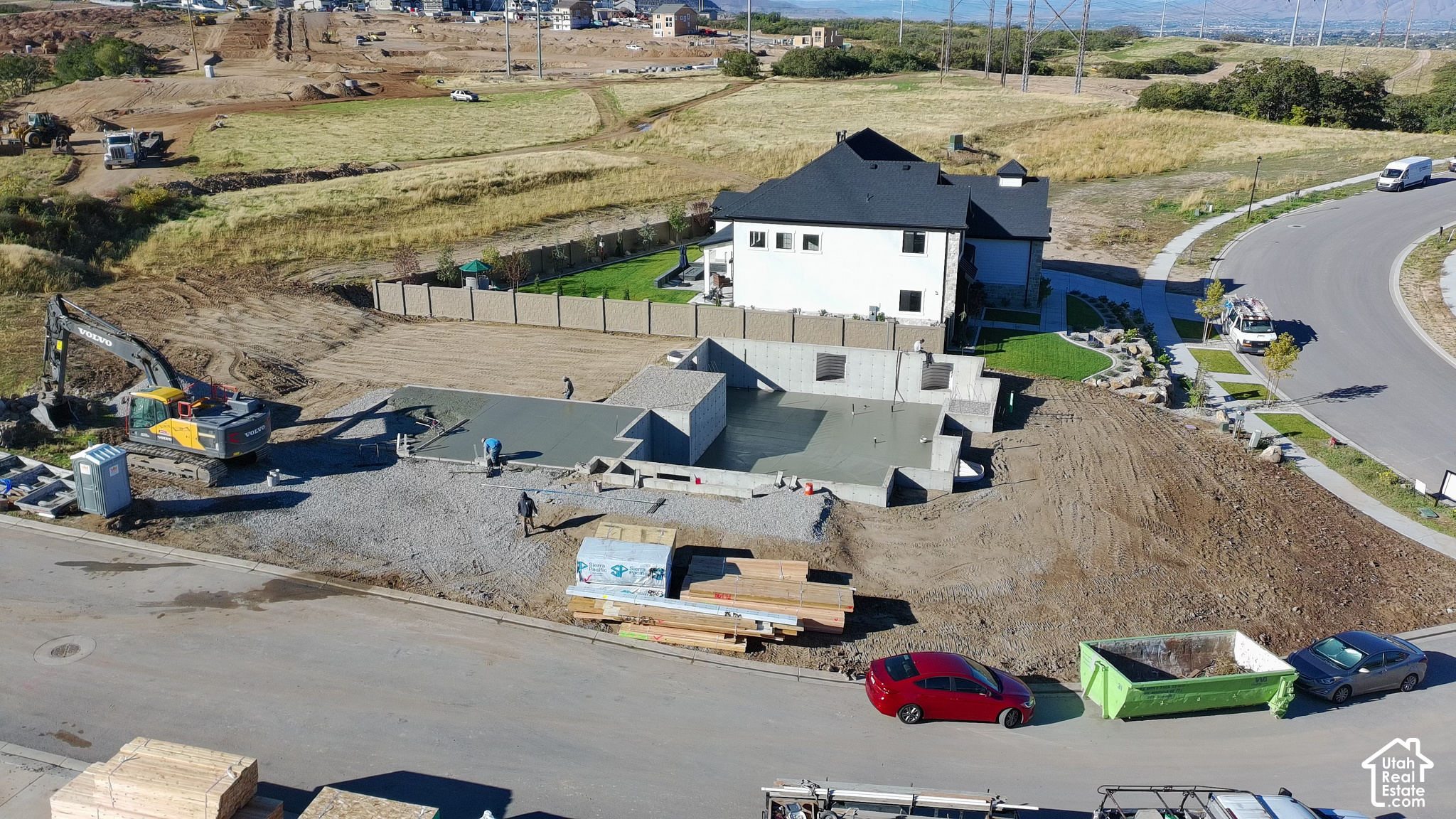 main property photo 5