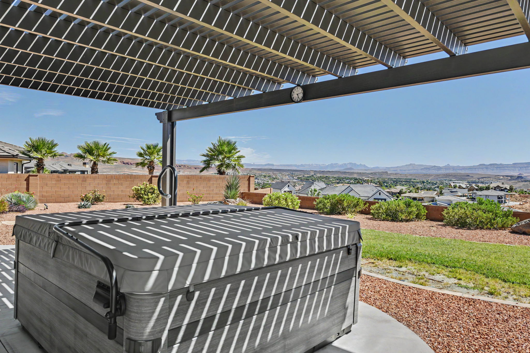 main property photo 26