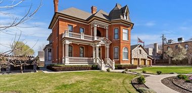 image of property with 5 Bed | 6 Bath | 5,393 Sqft