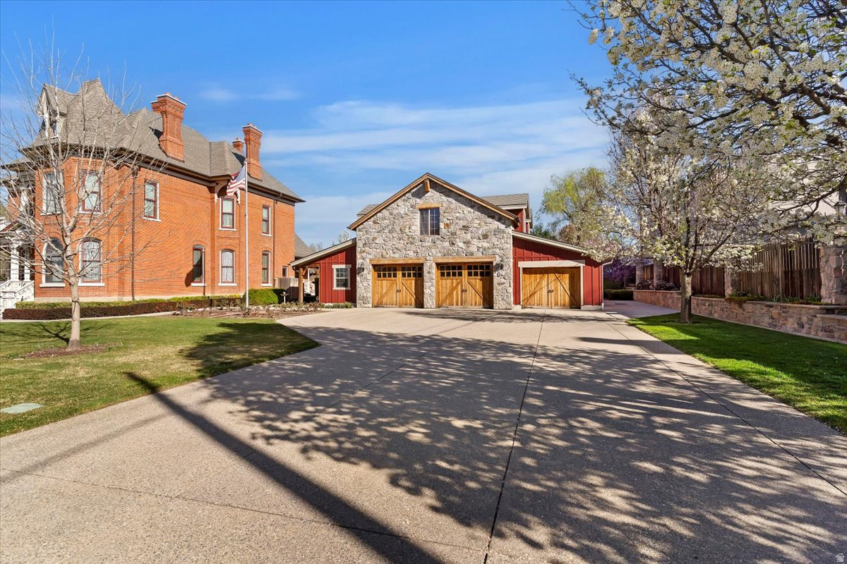 main property photo 43