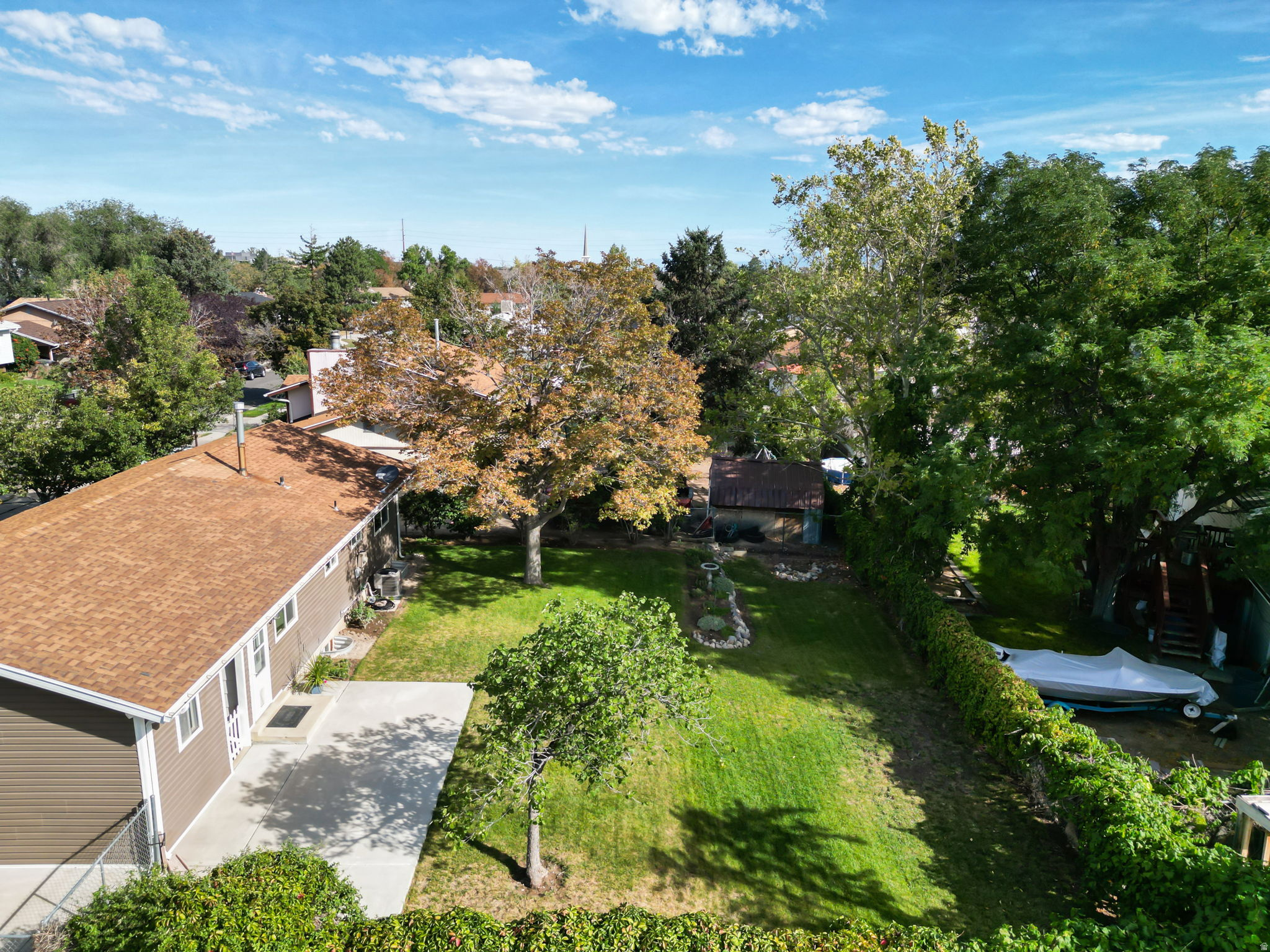 main property photo 26