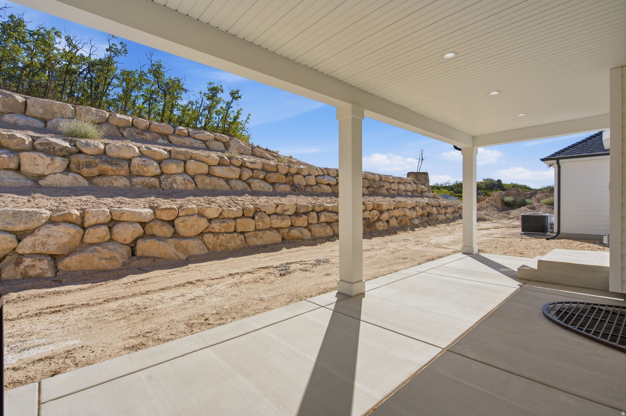 main property photo 106