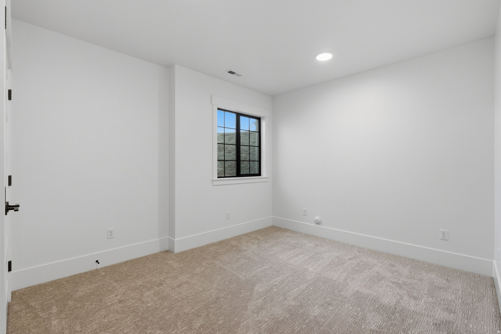 main property photo 88
