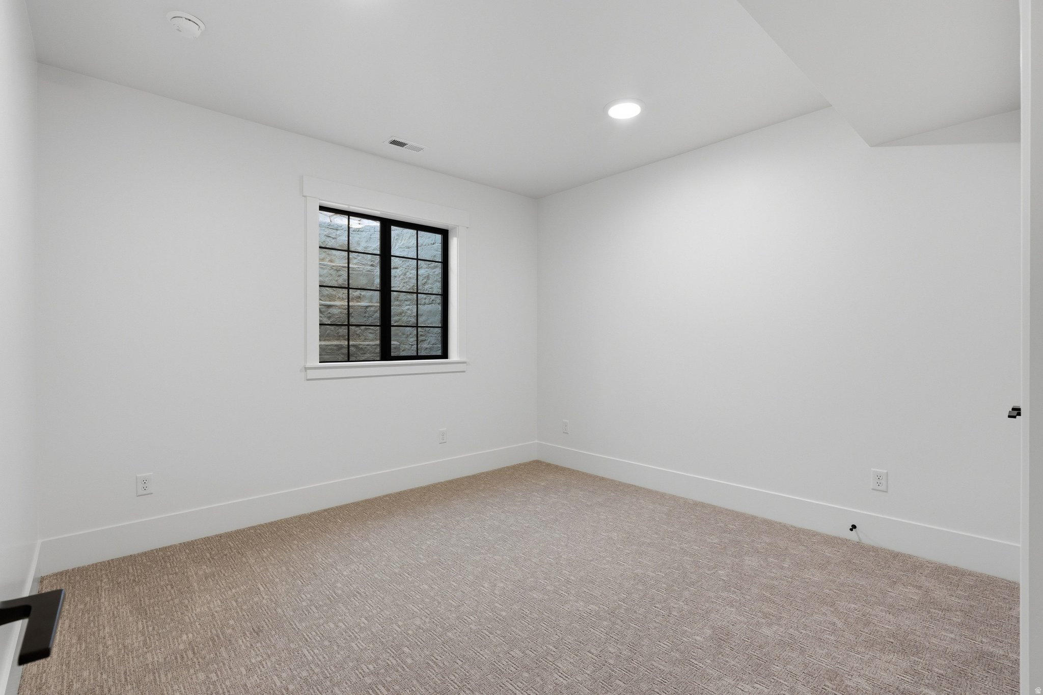 main property photo 91
