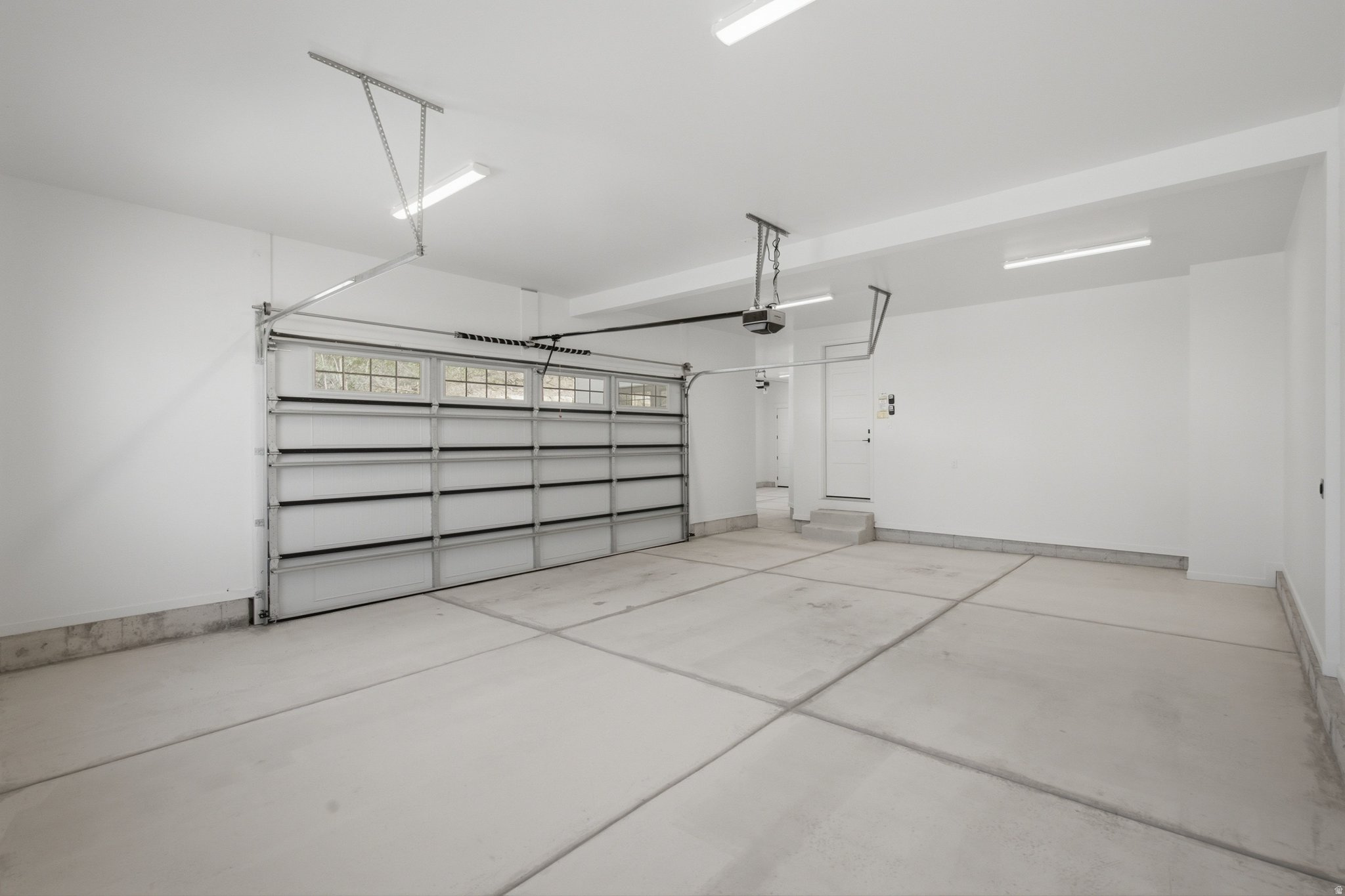 main property photo 99