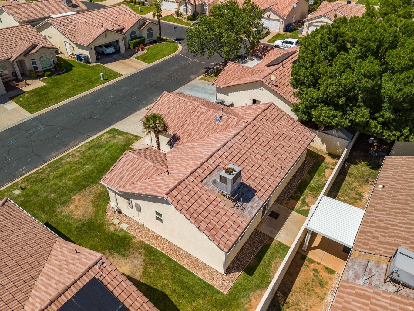main property photo 27