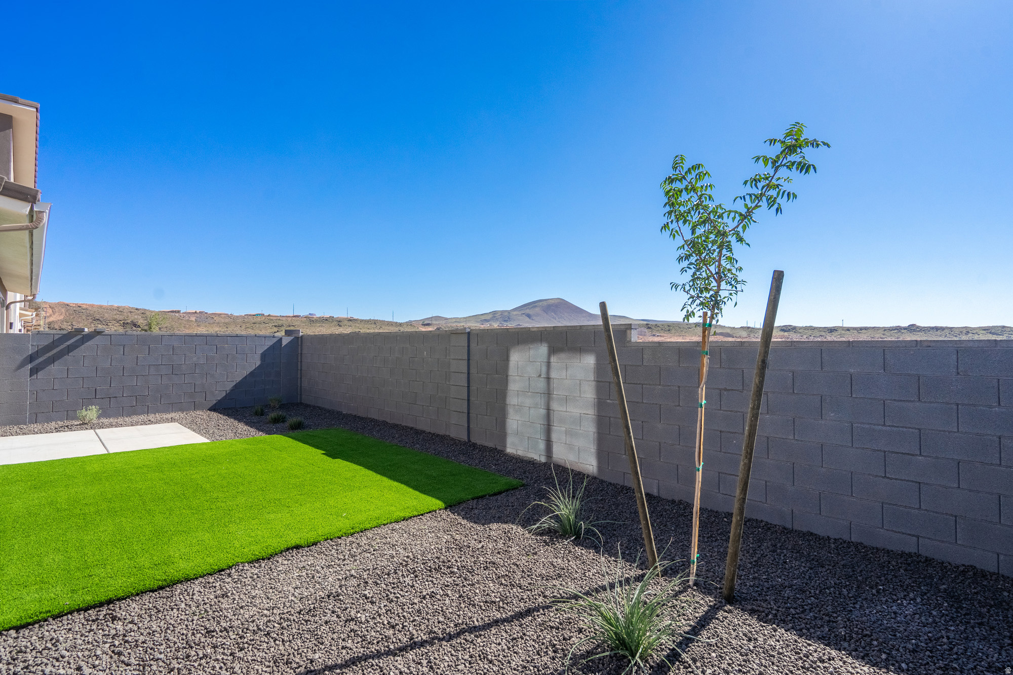 main property photo 89