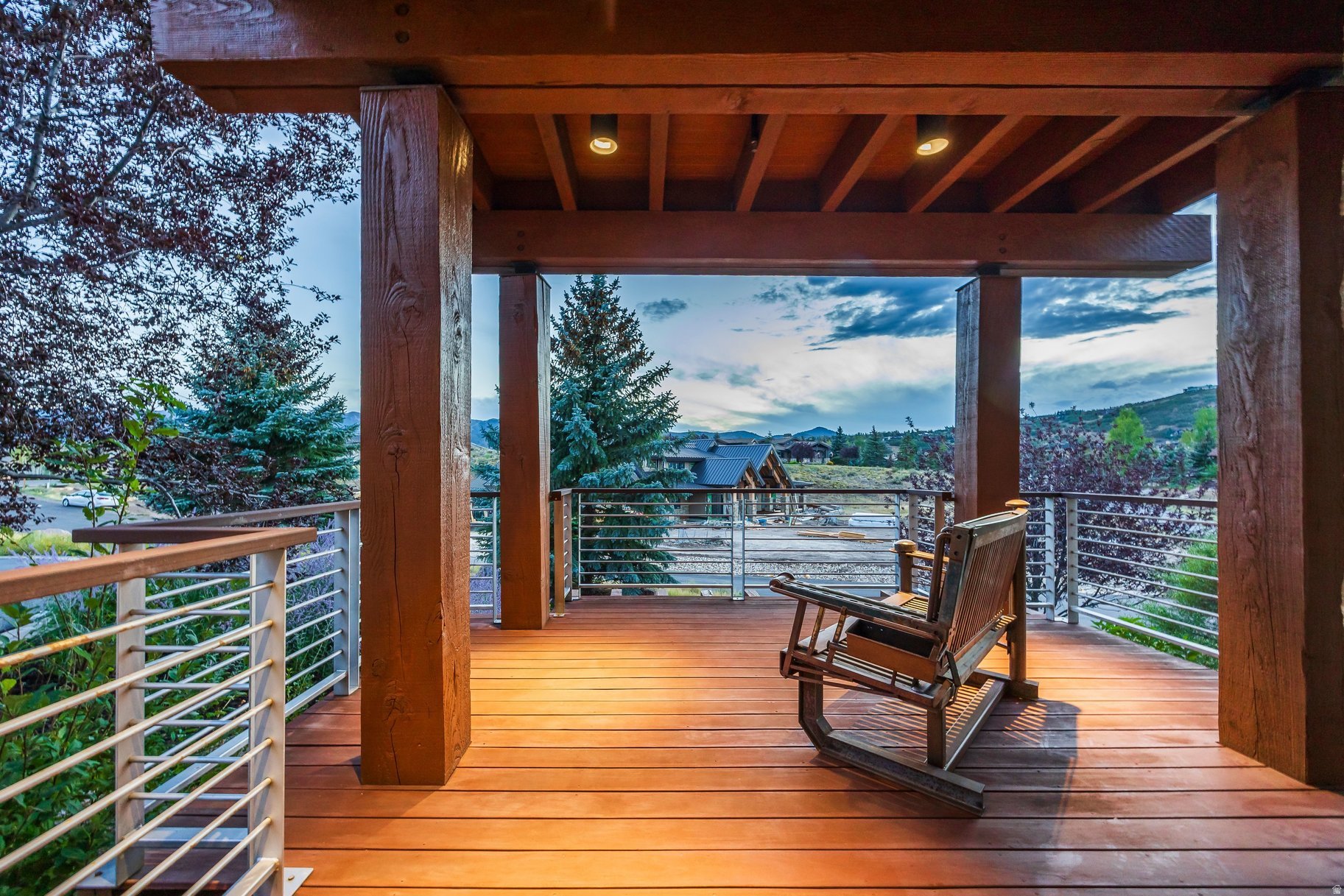 main property photo 50