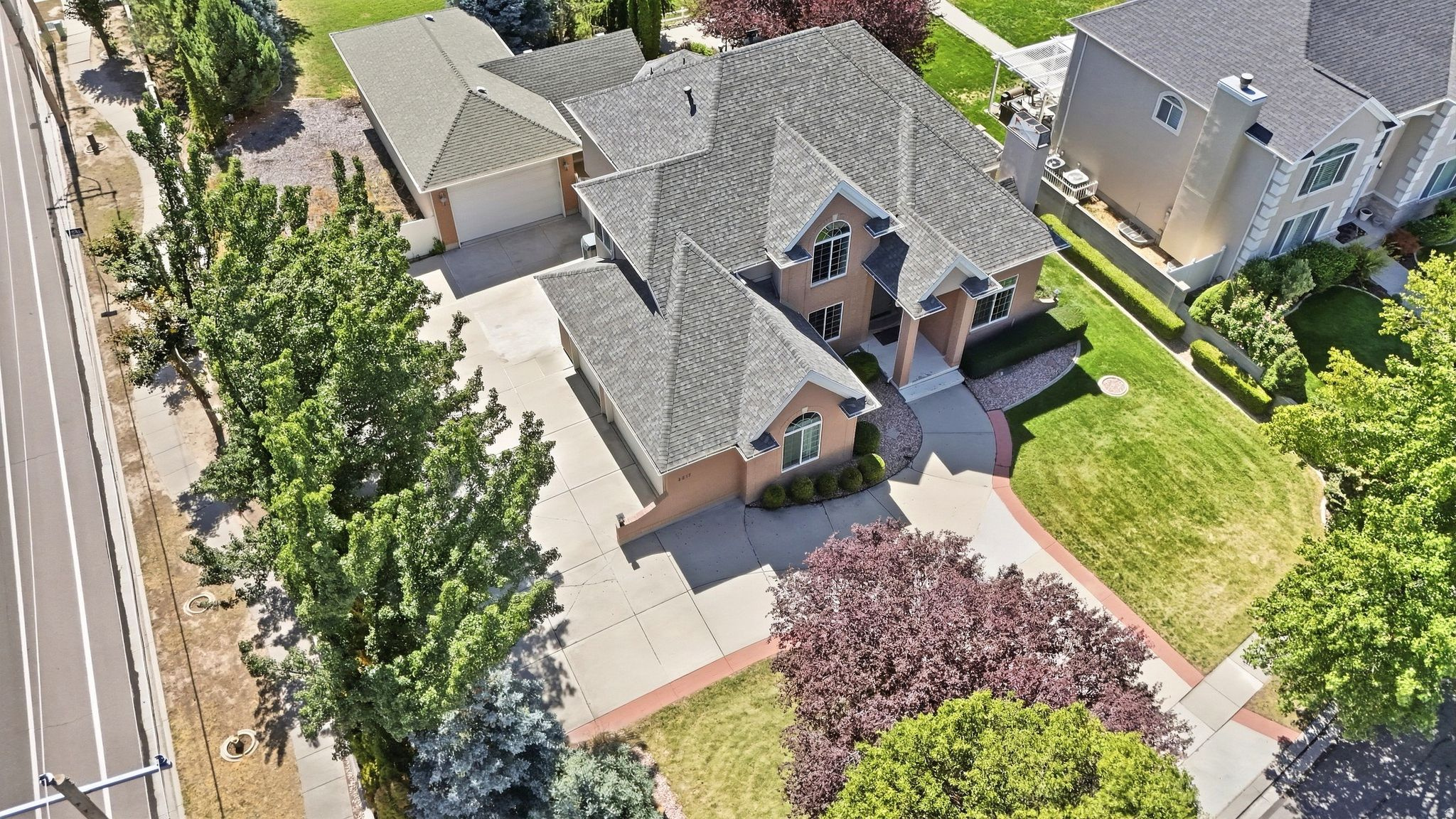 main property photo 53