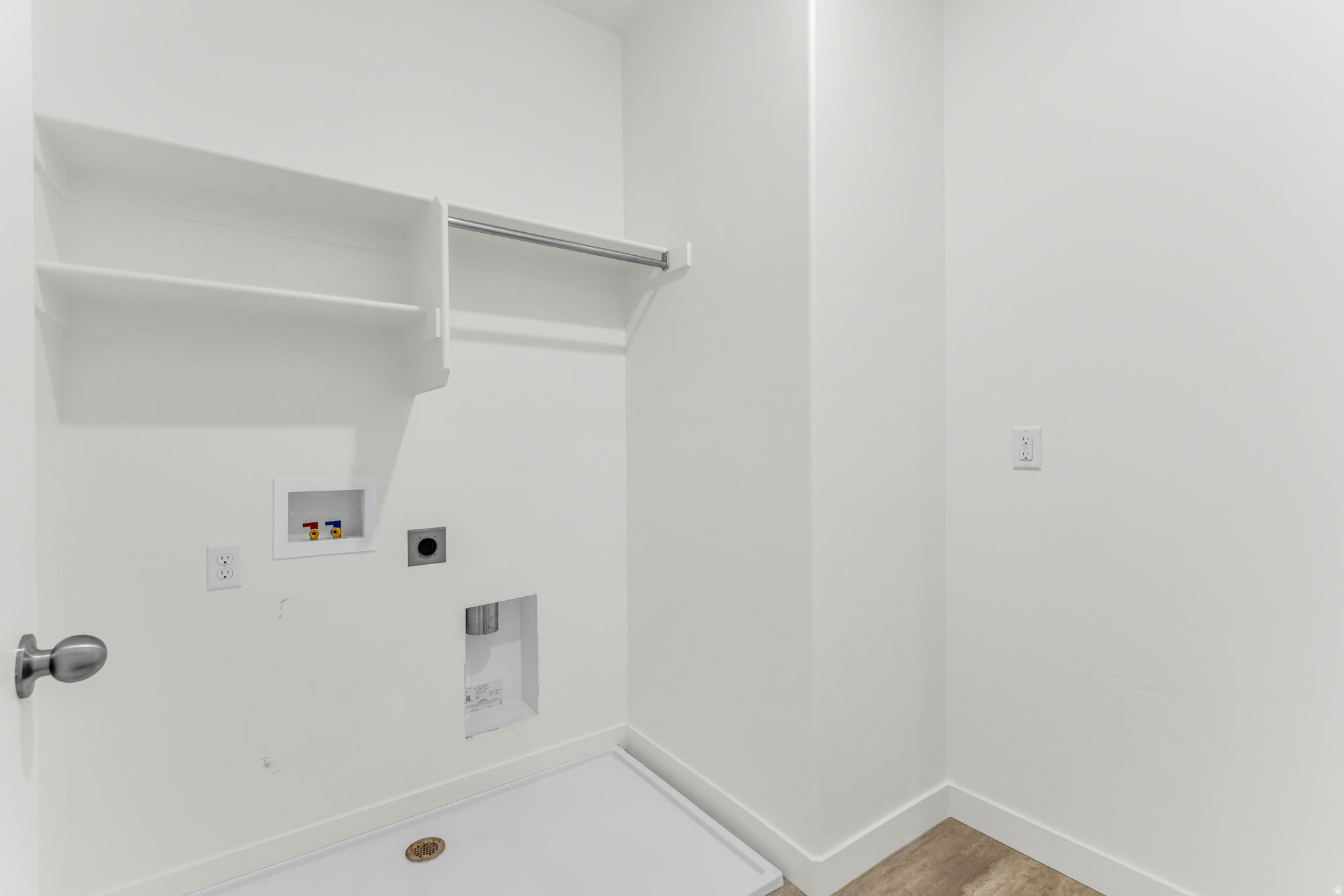 main property photo 9