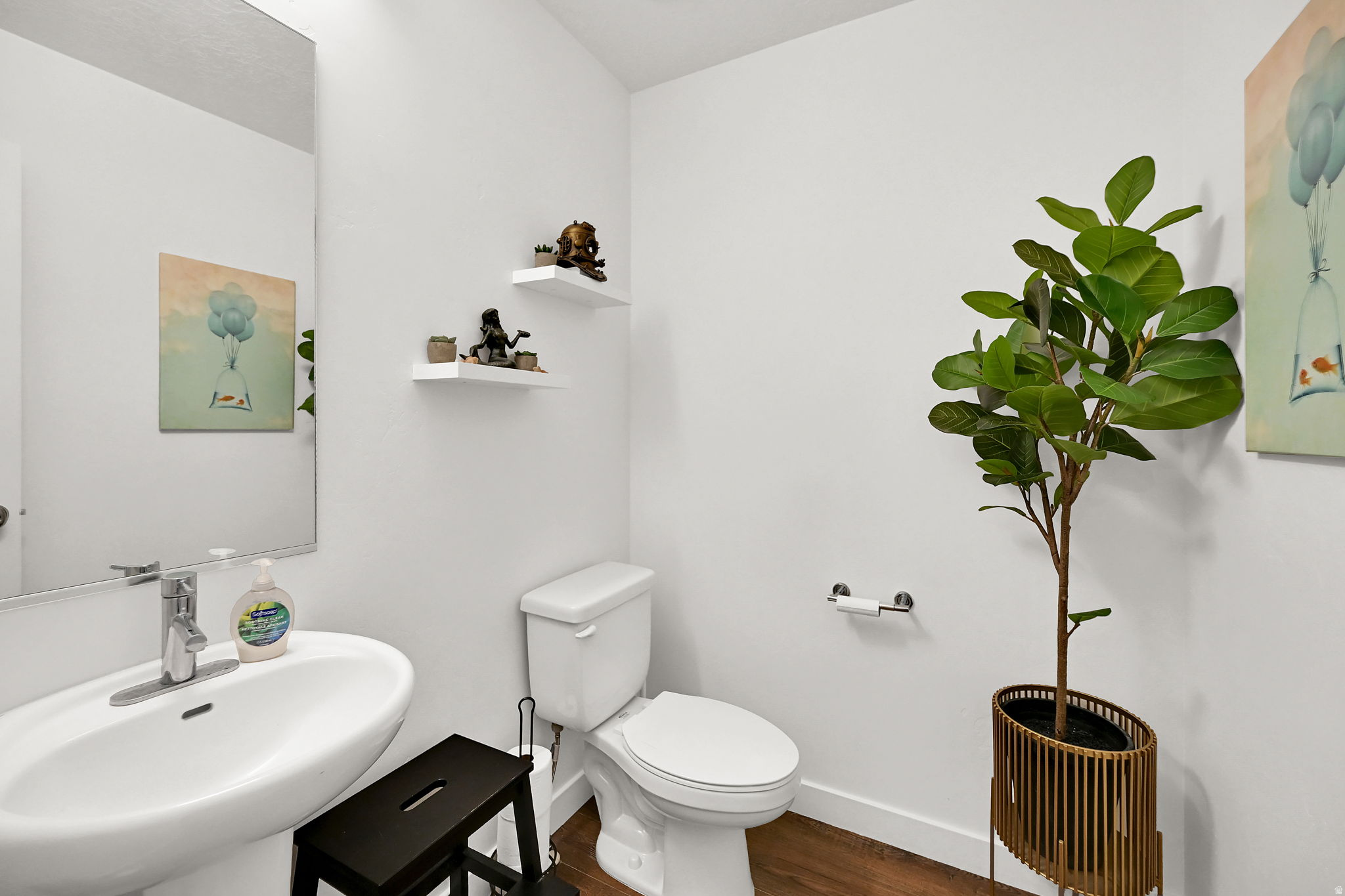 main property photo 10