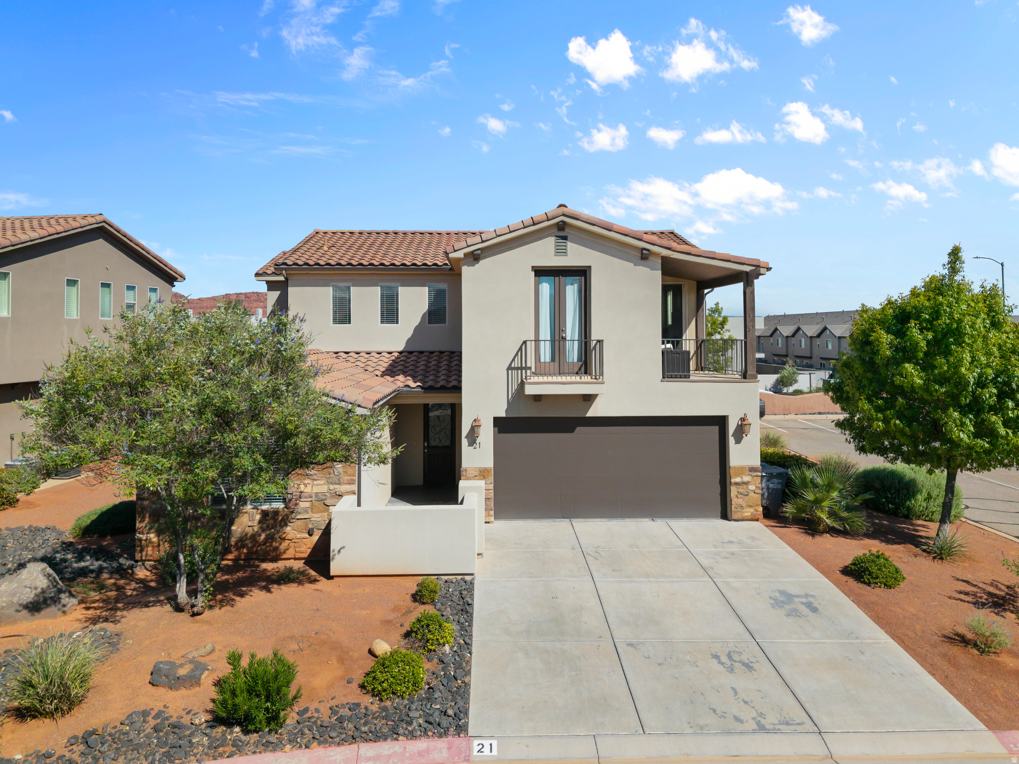main property photo 0